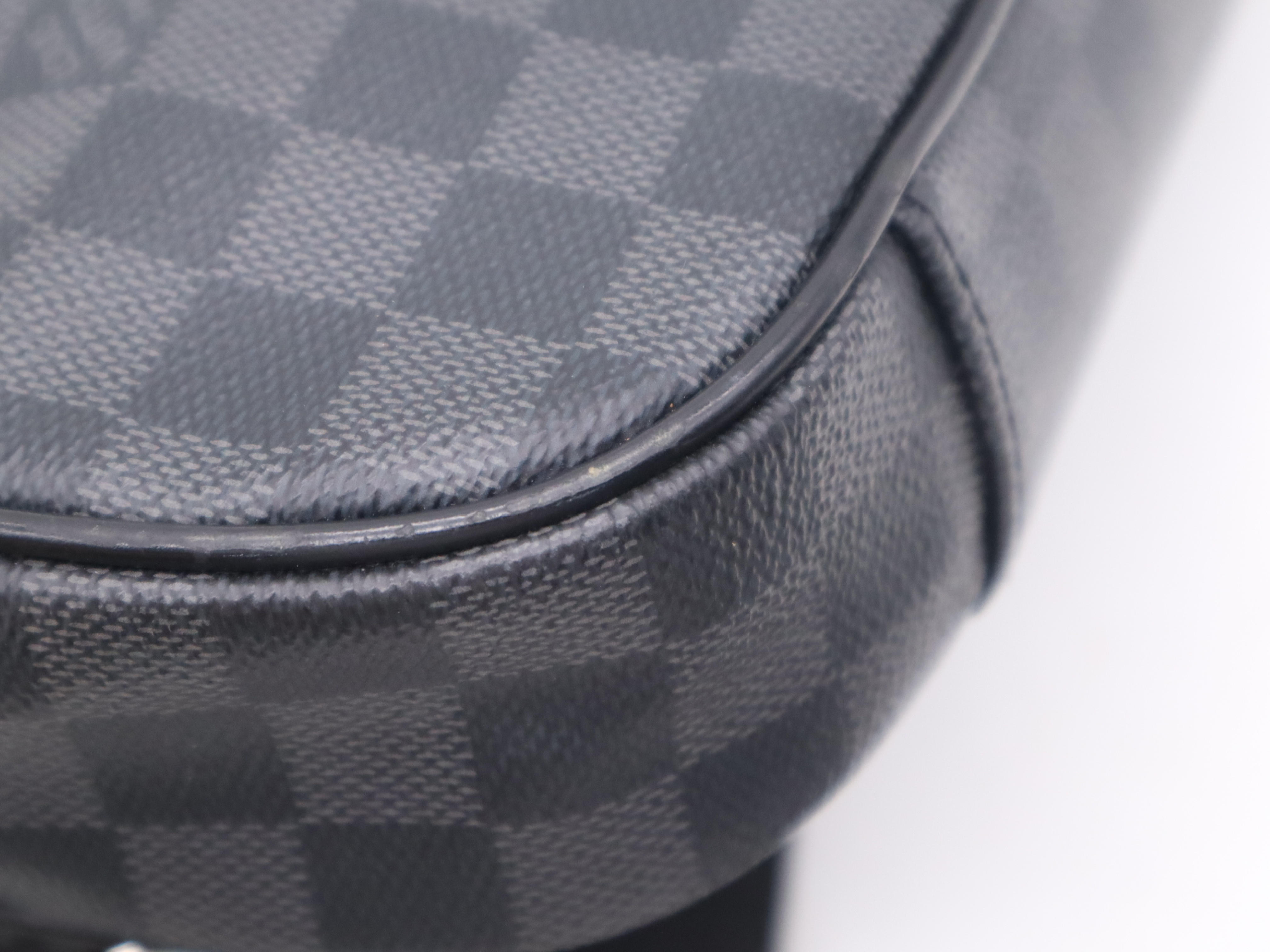 N41289 Graphite Ambler Waist Bag — view 10