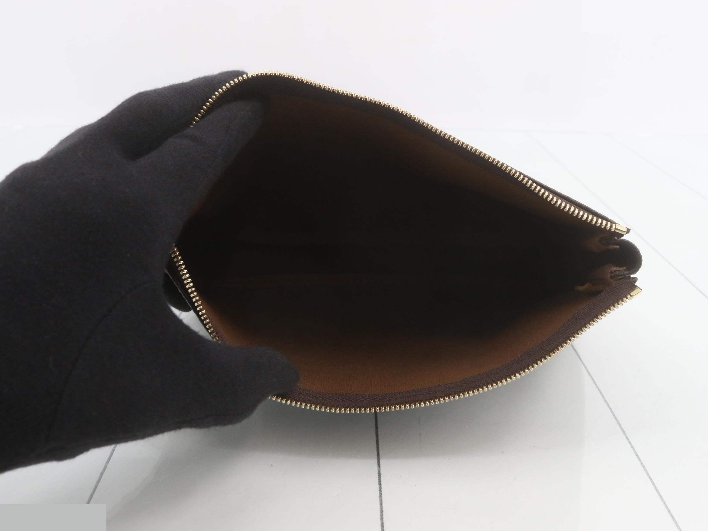 Accessoires Accessory Pouch — view 4