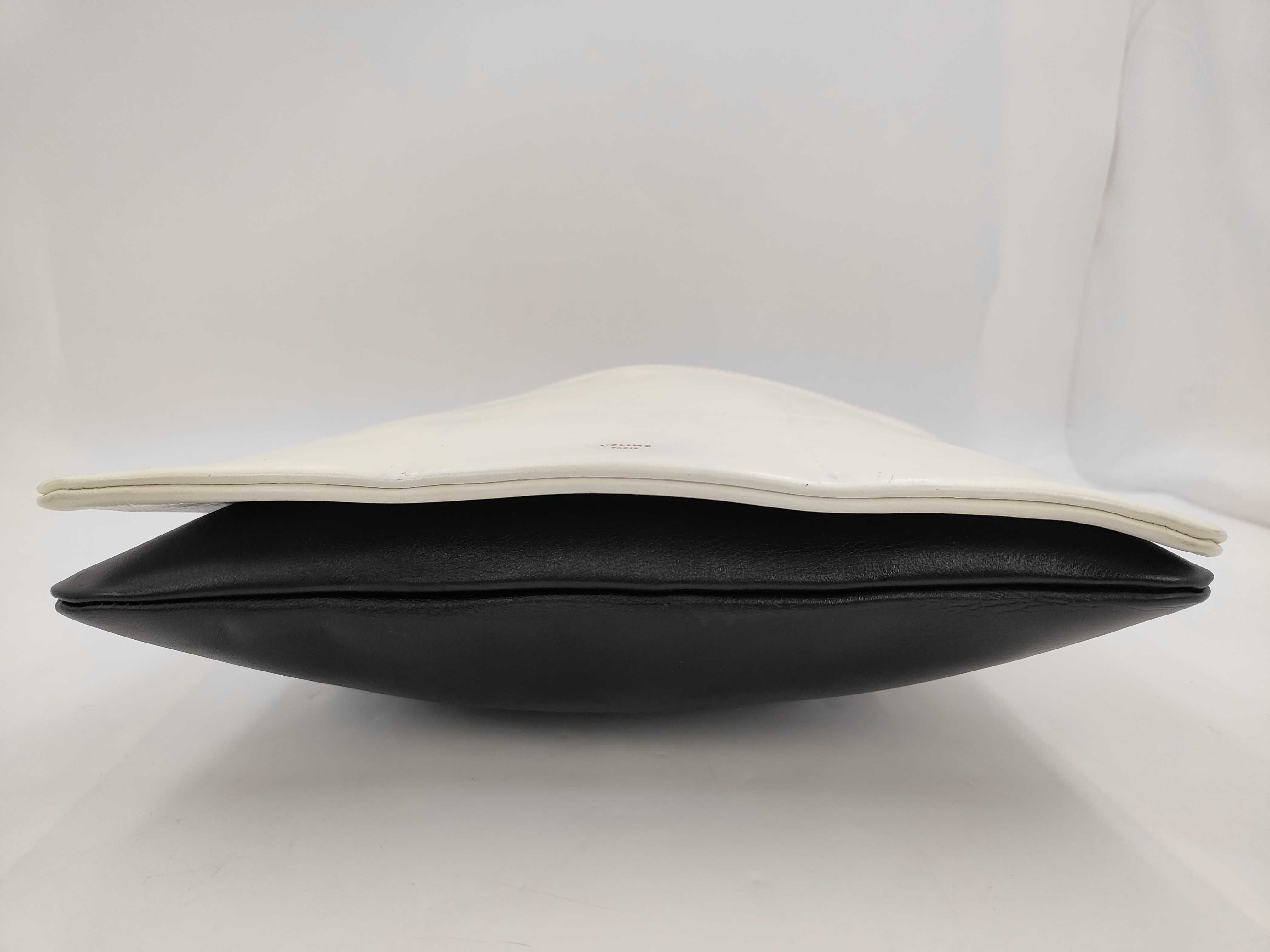 handbag — view 3