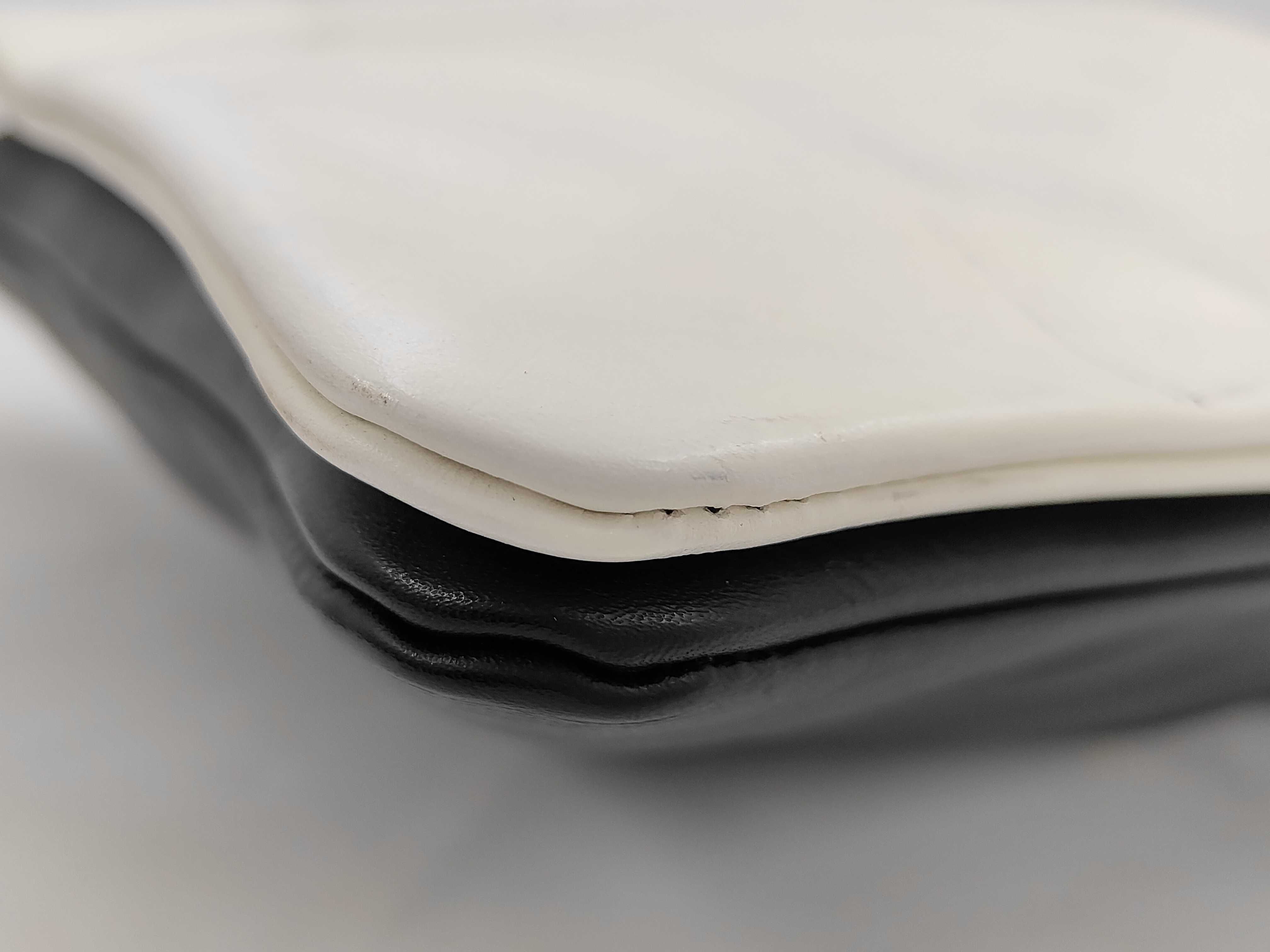 handbag — view 4
