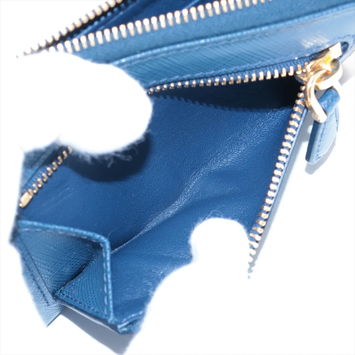 Saffiano Metal 1PP122 Leather Coin Case Blue — view 5