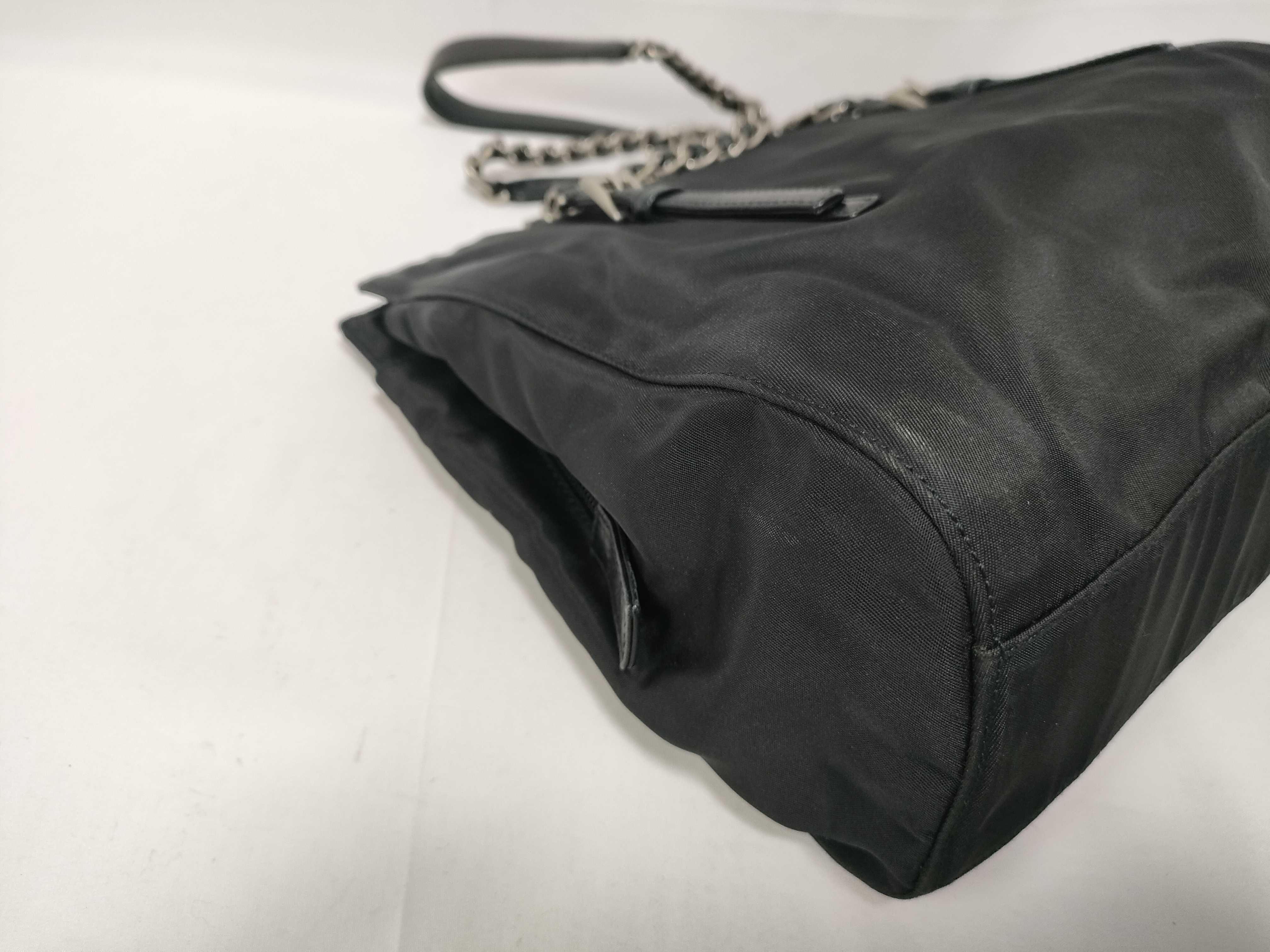 Chain Tote Bag Nylon Triangle Logo Tote Bag — view 5