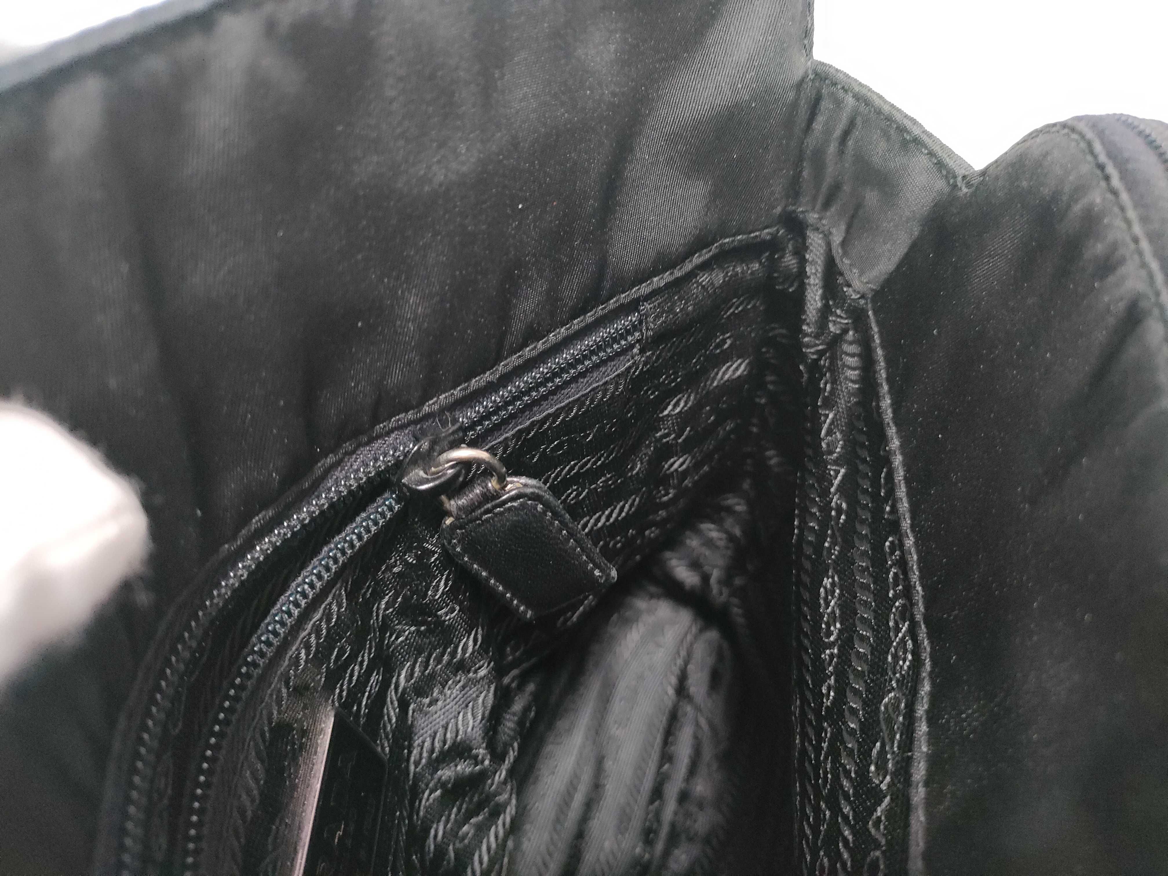 Chain Tote Bag Nylon Triangle Logo Tote Bag — view 10