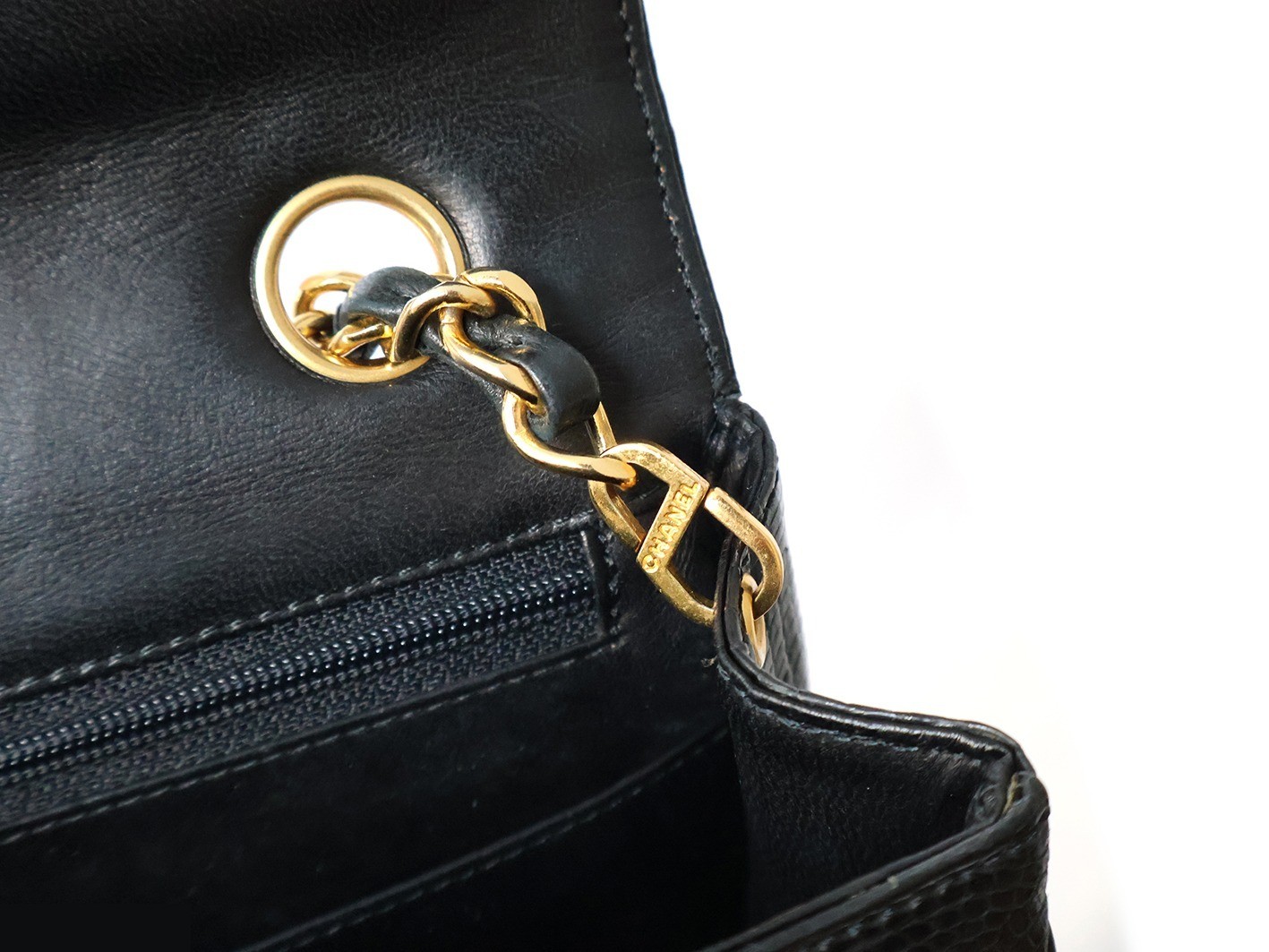 Lizard 20 Chain Shoulder Bag, Black — view 11