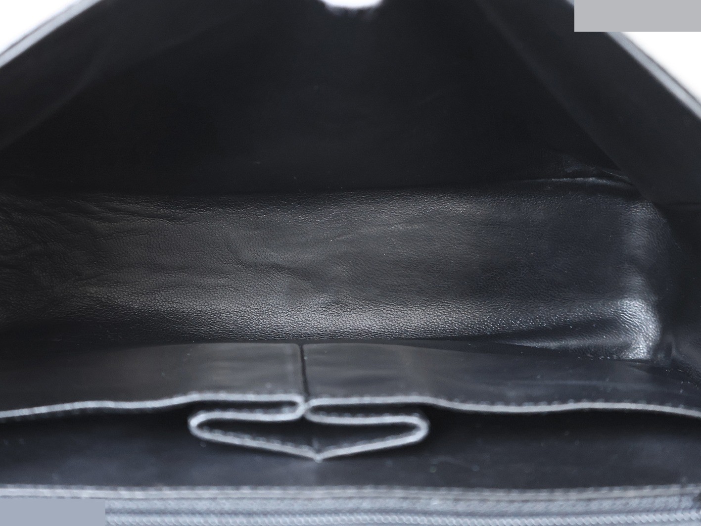 Lizard 20 Chain Shoulder Bag, Black — view 12