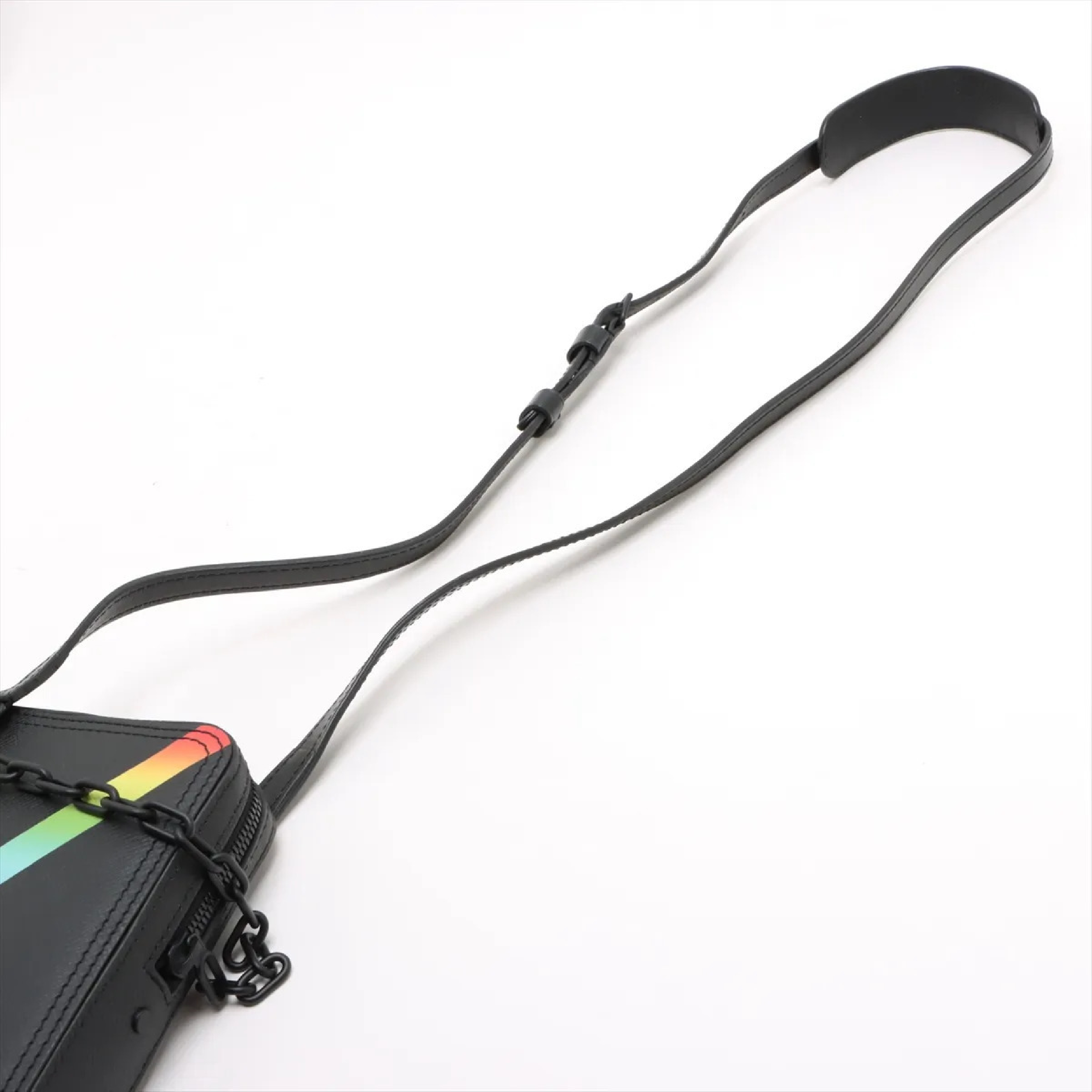 Taiga Rainbow Danube Messenger M30332 (RFID detected) Shoulder Bag — view 5