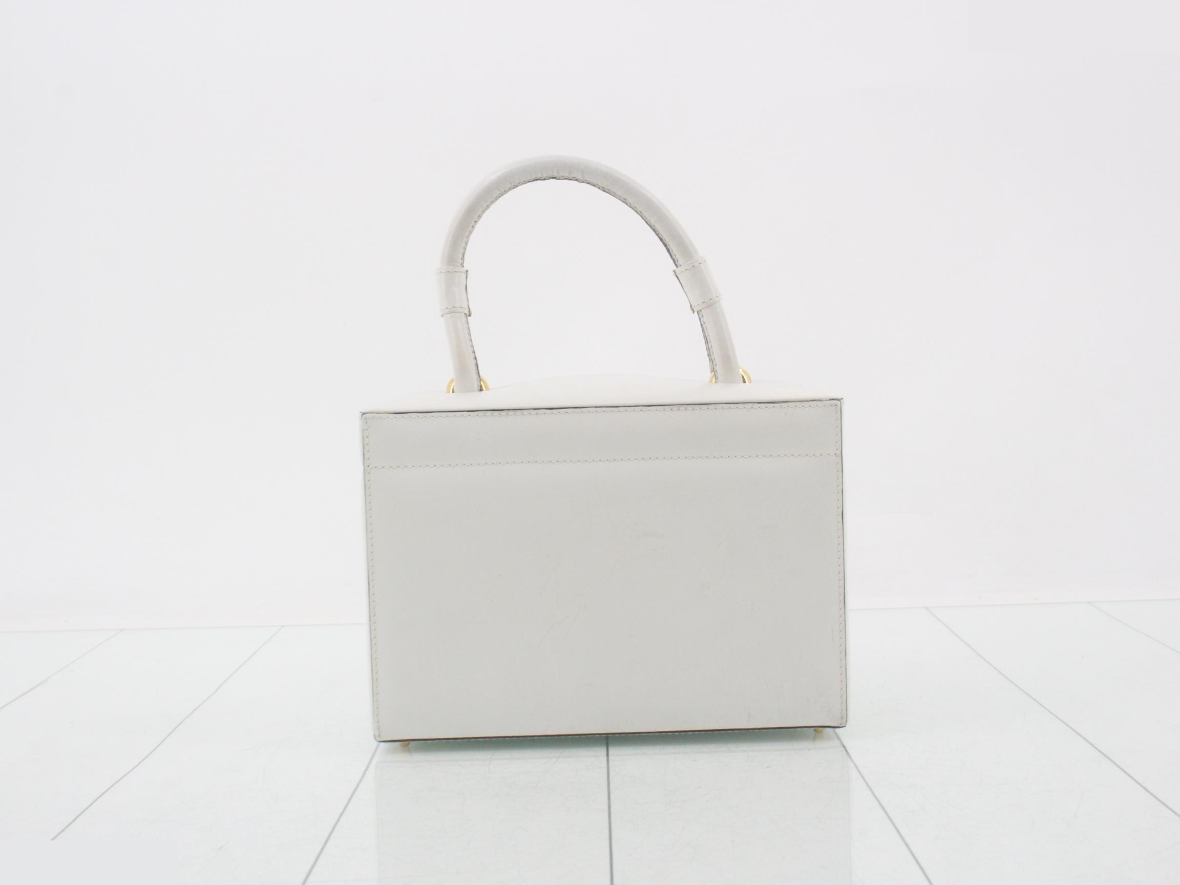 handbag — view 2
