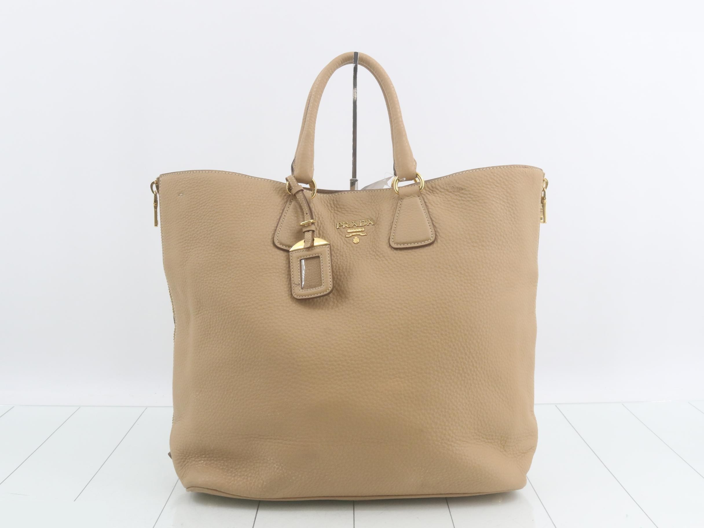 Vitello Daino Leather Tote Bag