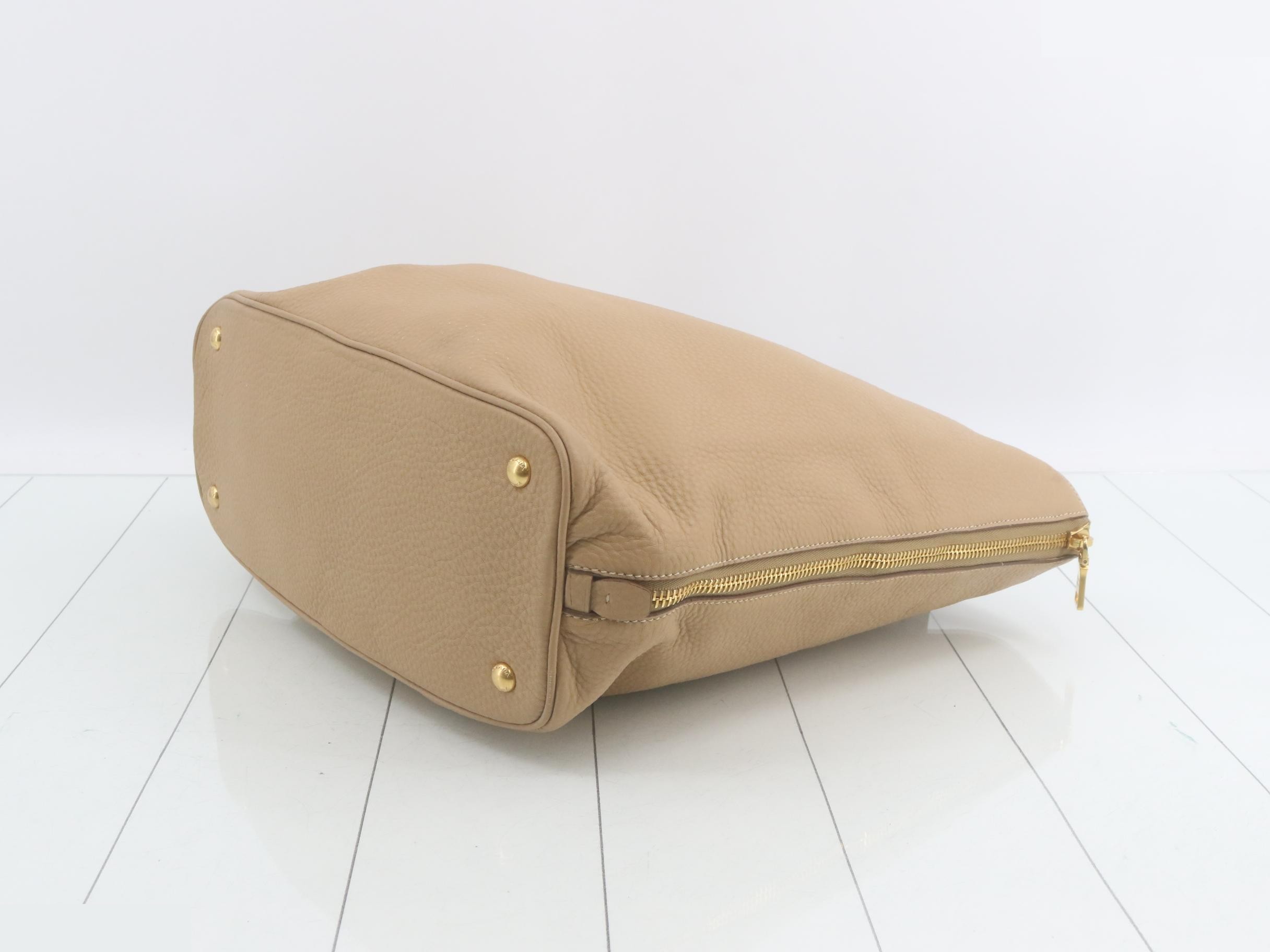 Vitello Daino Leather Tote Bag — view 6