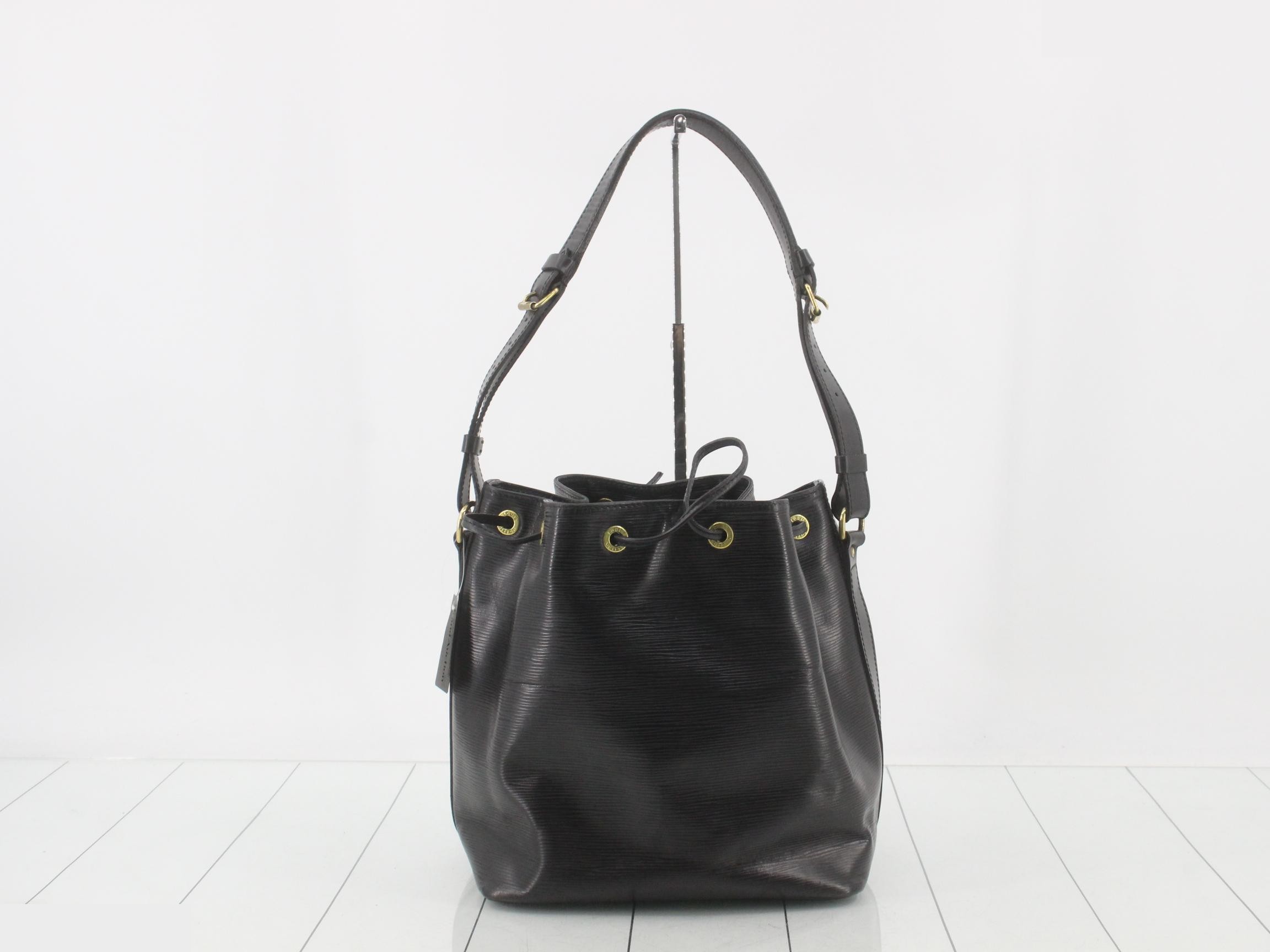 Epi Noé Shoulder Bag — view 2