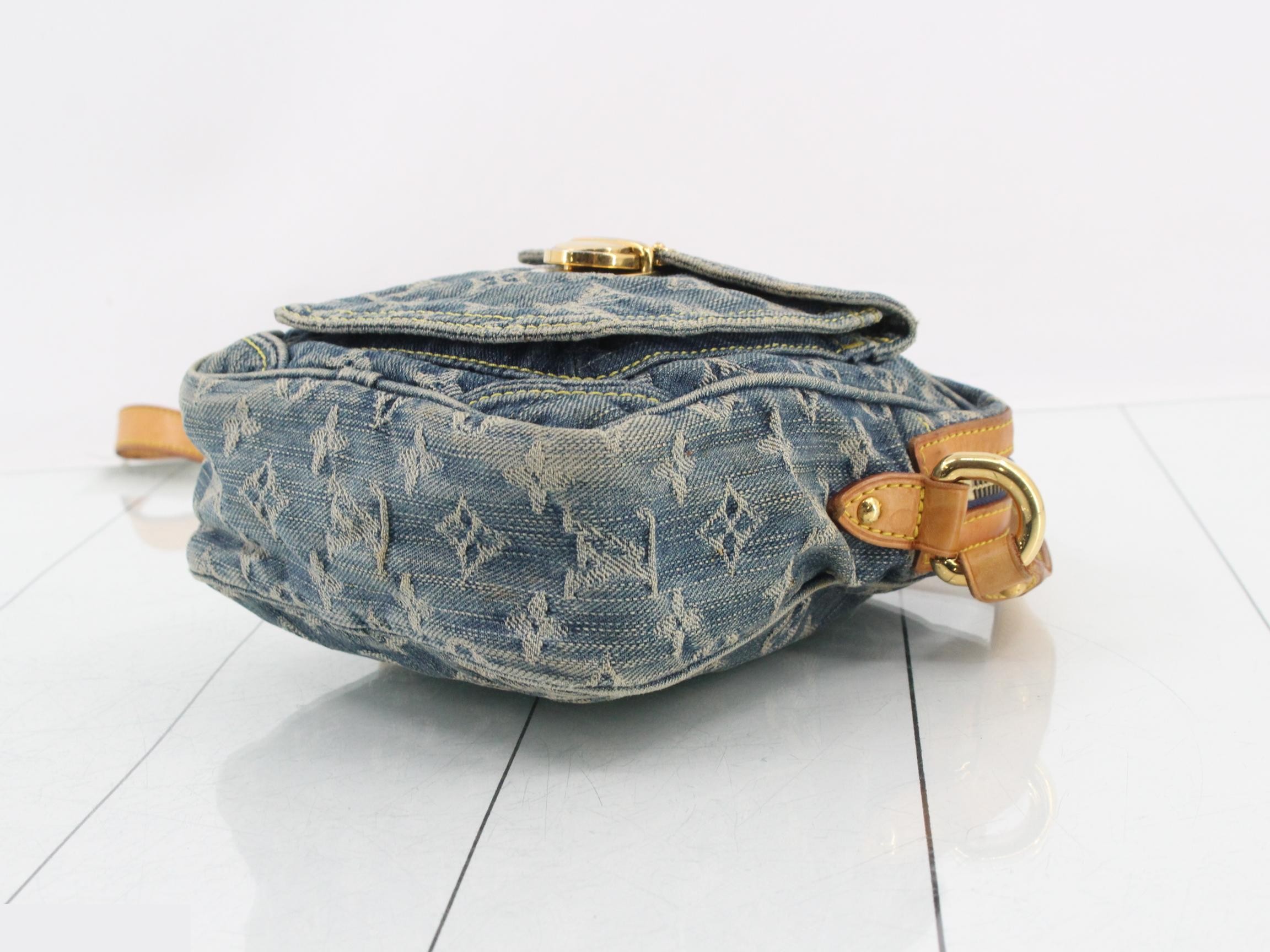 Shoulder bag — view 6