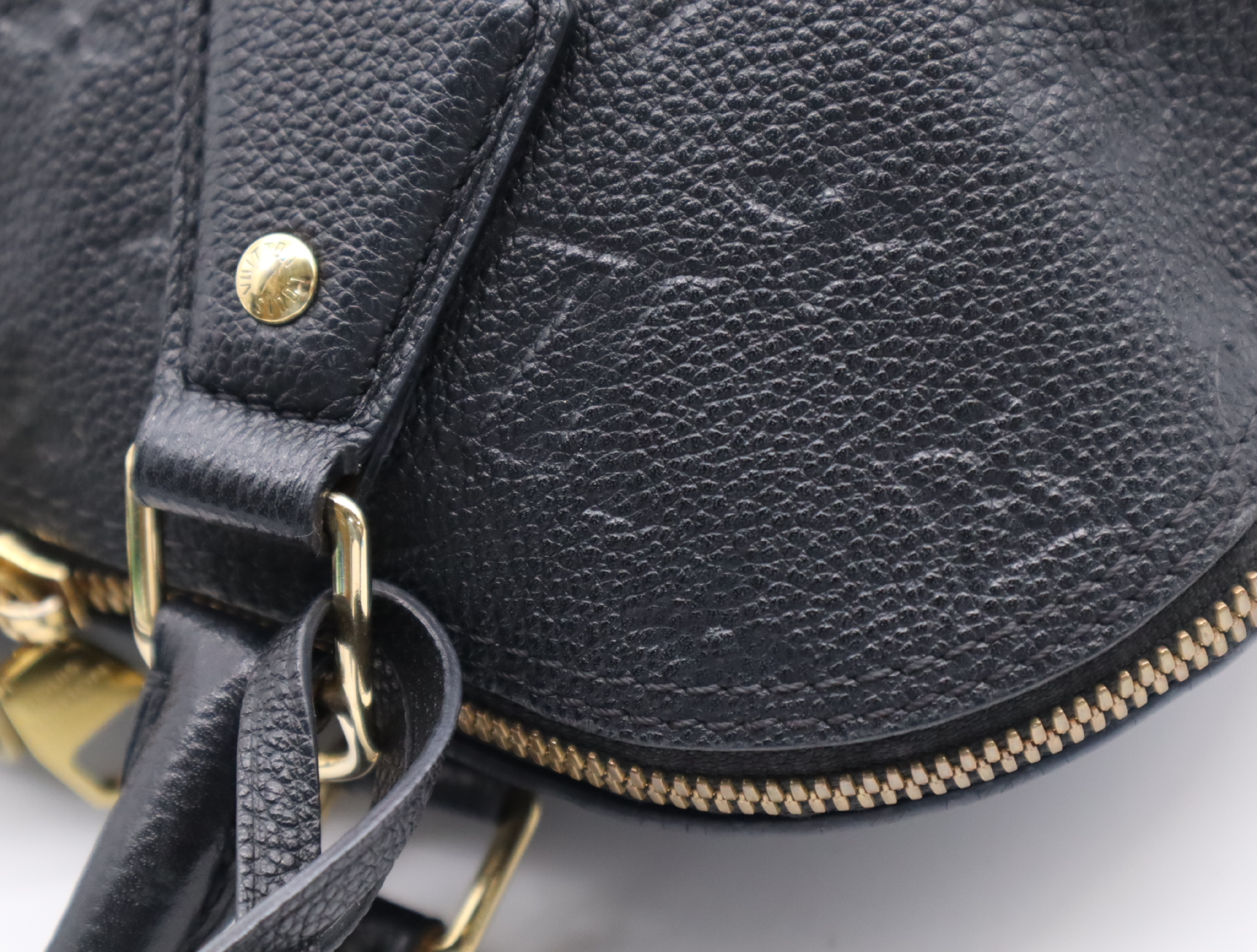 M44832 Empreinte Neo Alma PM Noir Handbag with 2 Keys and Clochette — view 9
