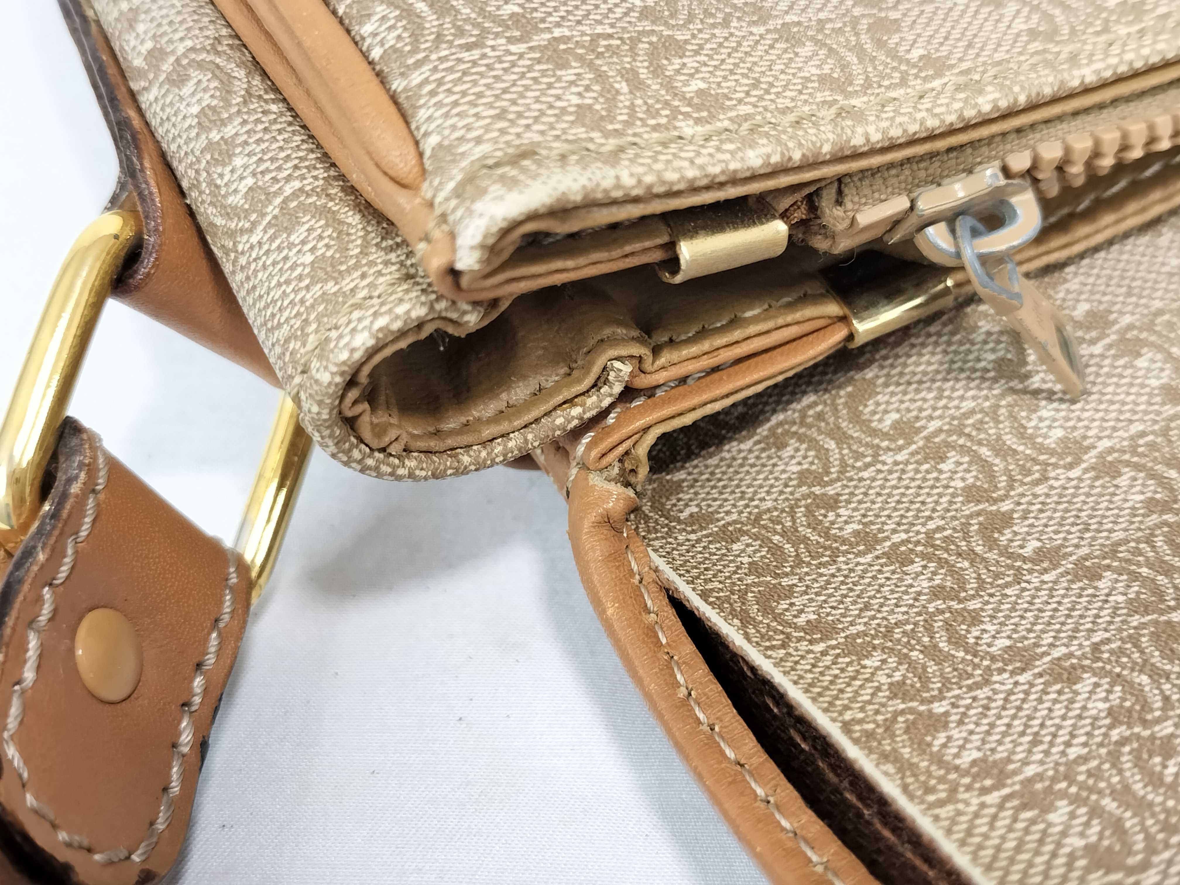 shoulder bag — view 9