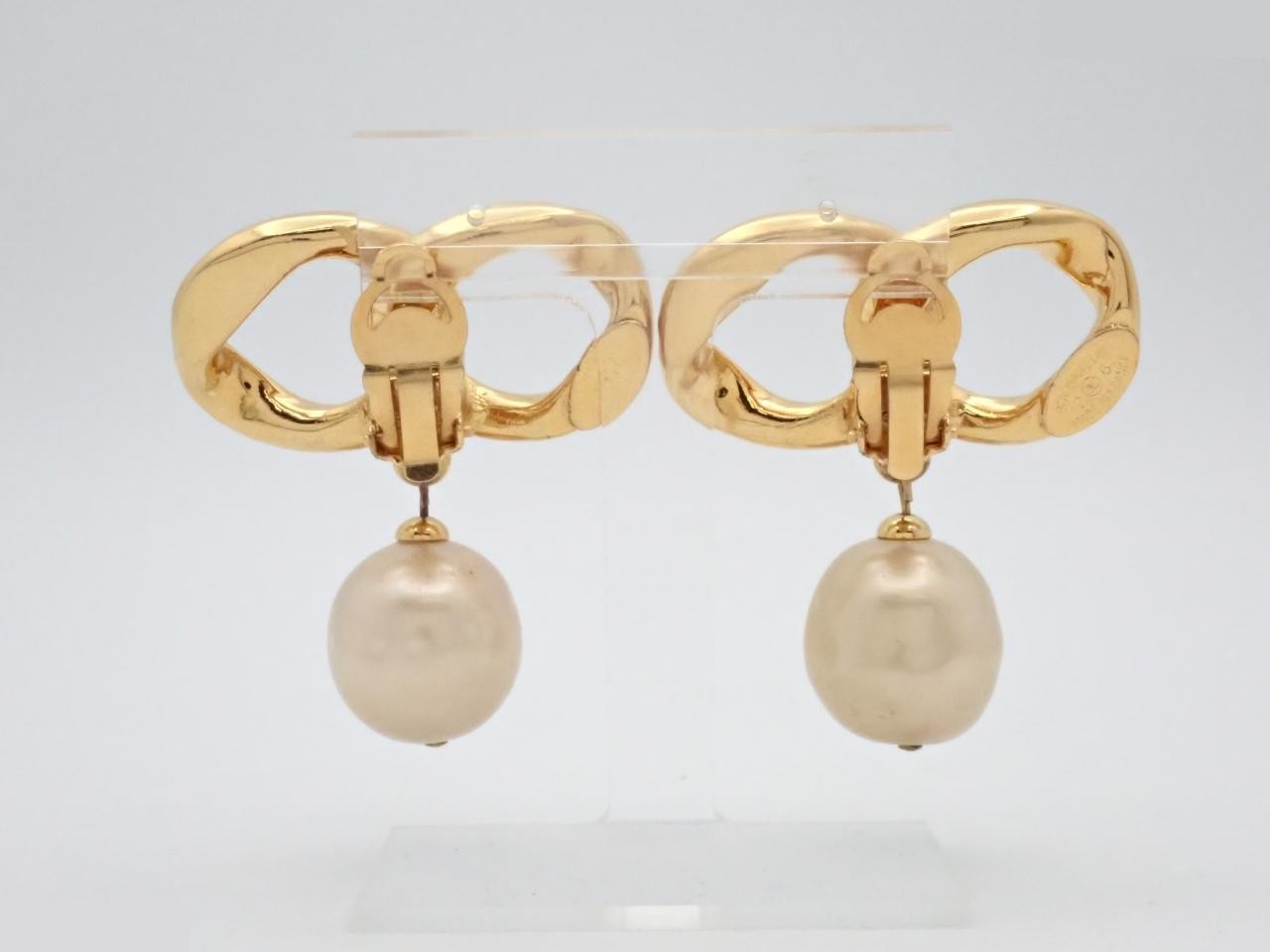 Vintage Classic (Precious Metal) Earrings - 26 — view 2