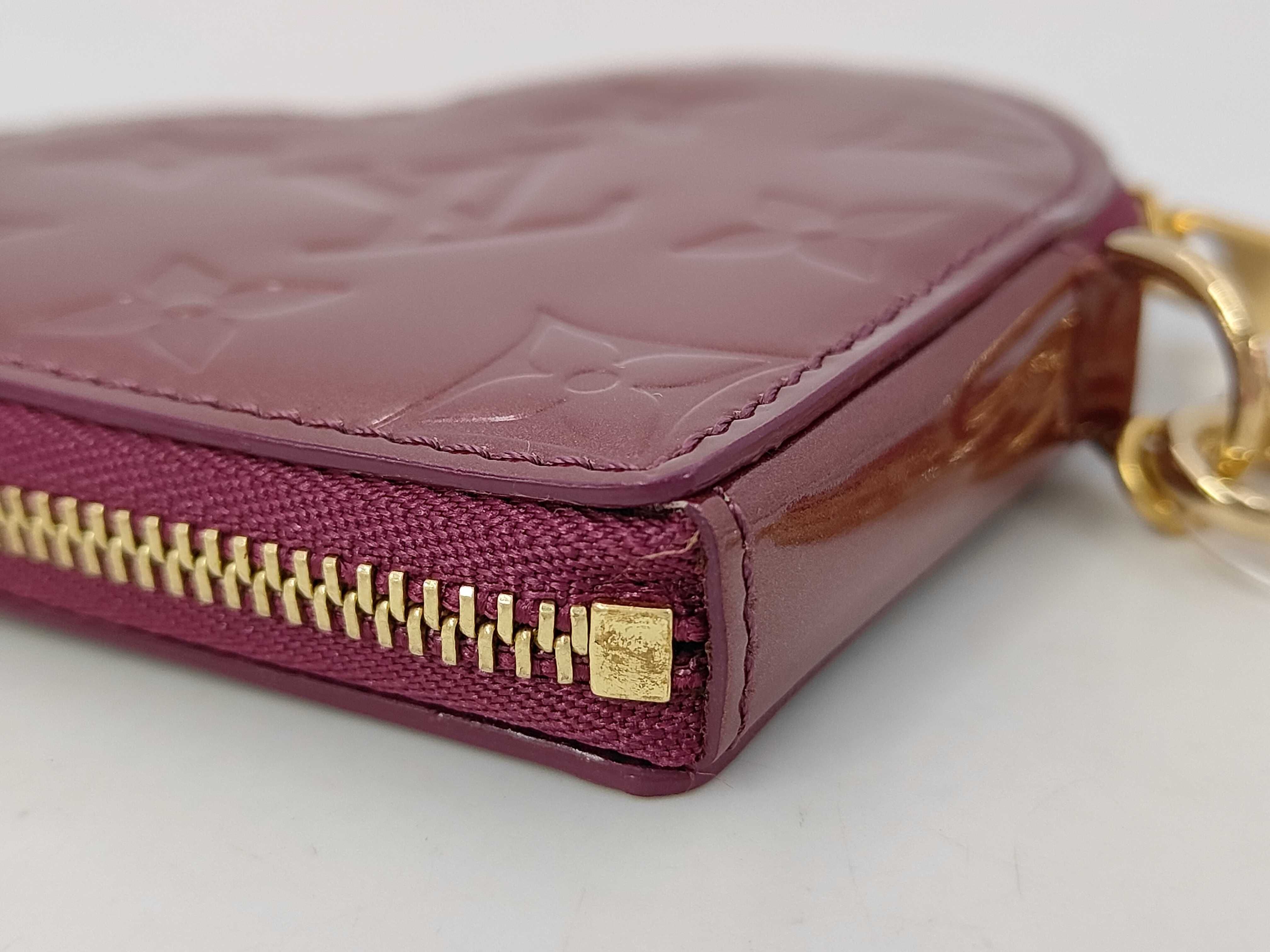 Vernis Portemonnaie Coeur Violette Coin Case (No Serial Number) — view 3