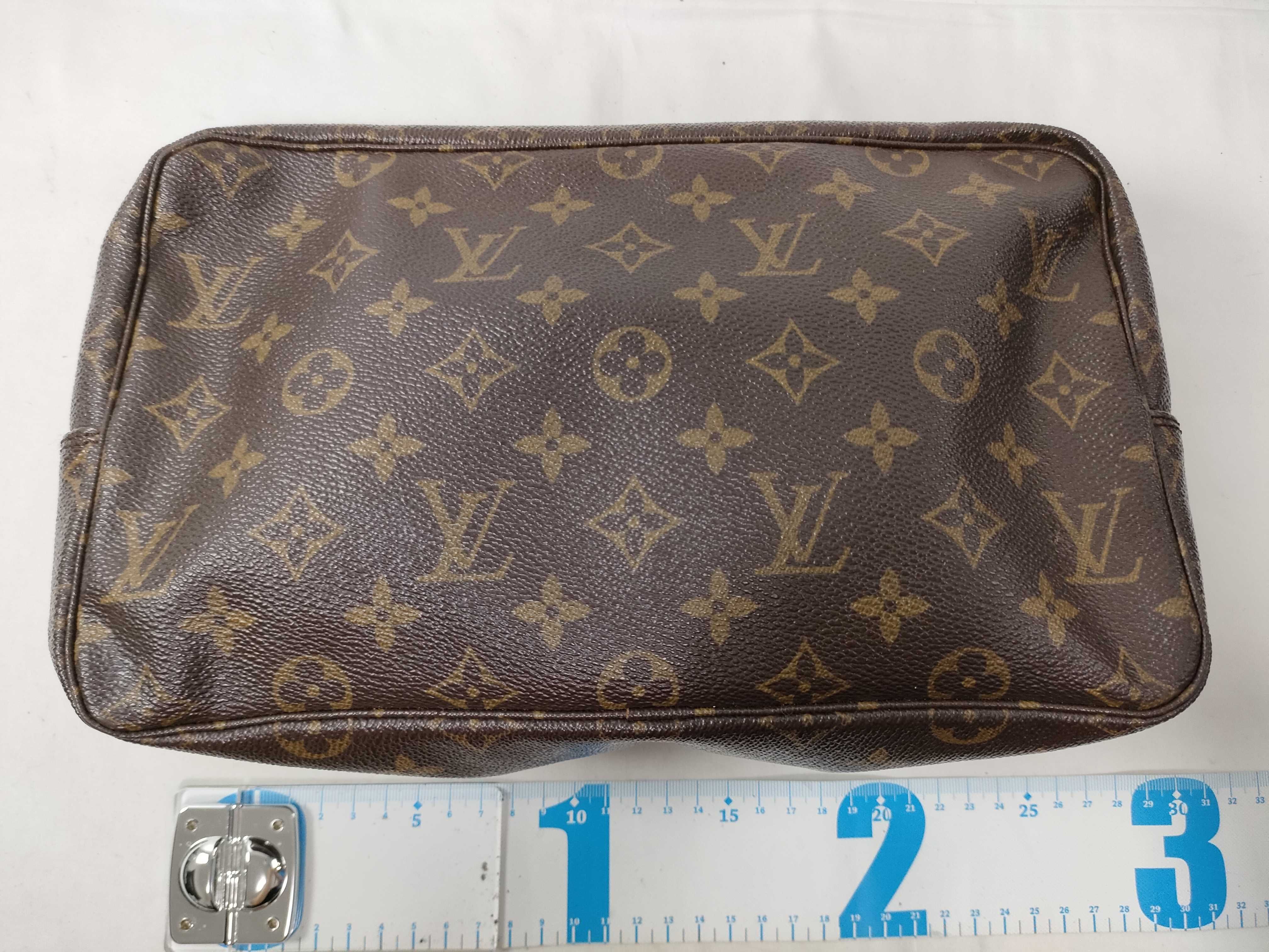 Monogram Louis Vuitton Trousse Toilette 28 Second Bag — view 2