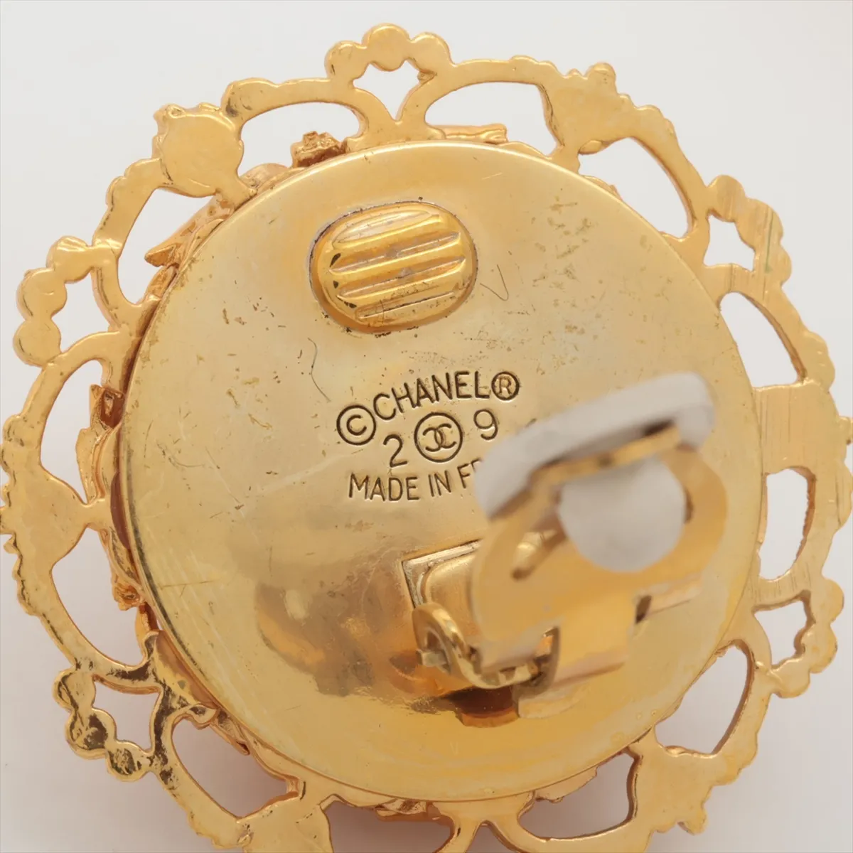 Coco Mark 29 Earrings (for both ears) GP x Faux Pearl Gold. Shows signs of wear: — view 5