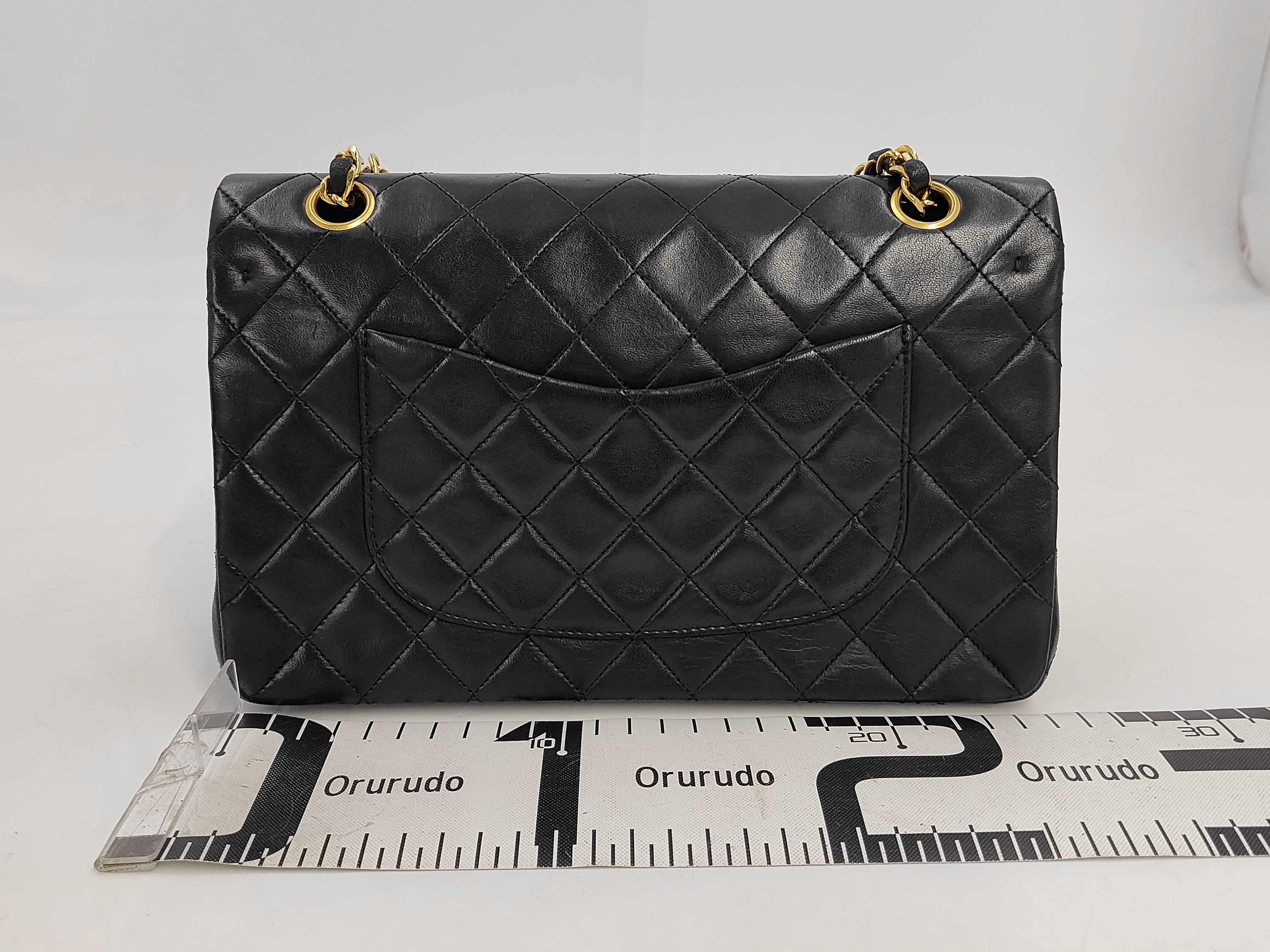 Matelassé 25 Lambskin Double Flap Double Chain Shoulder Bag — view 2