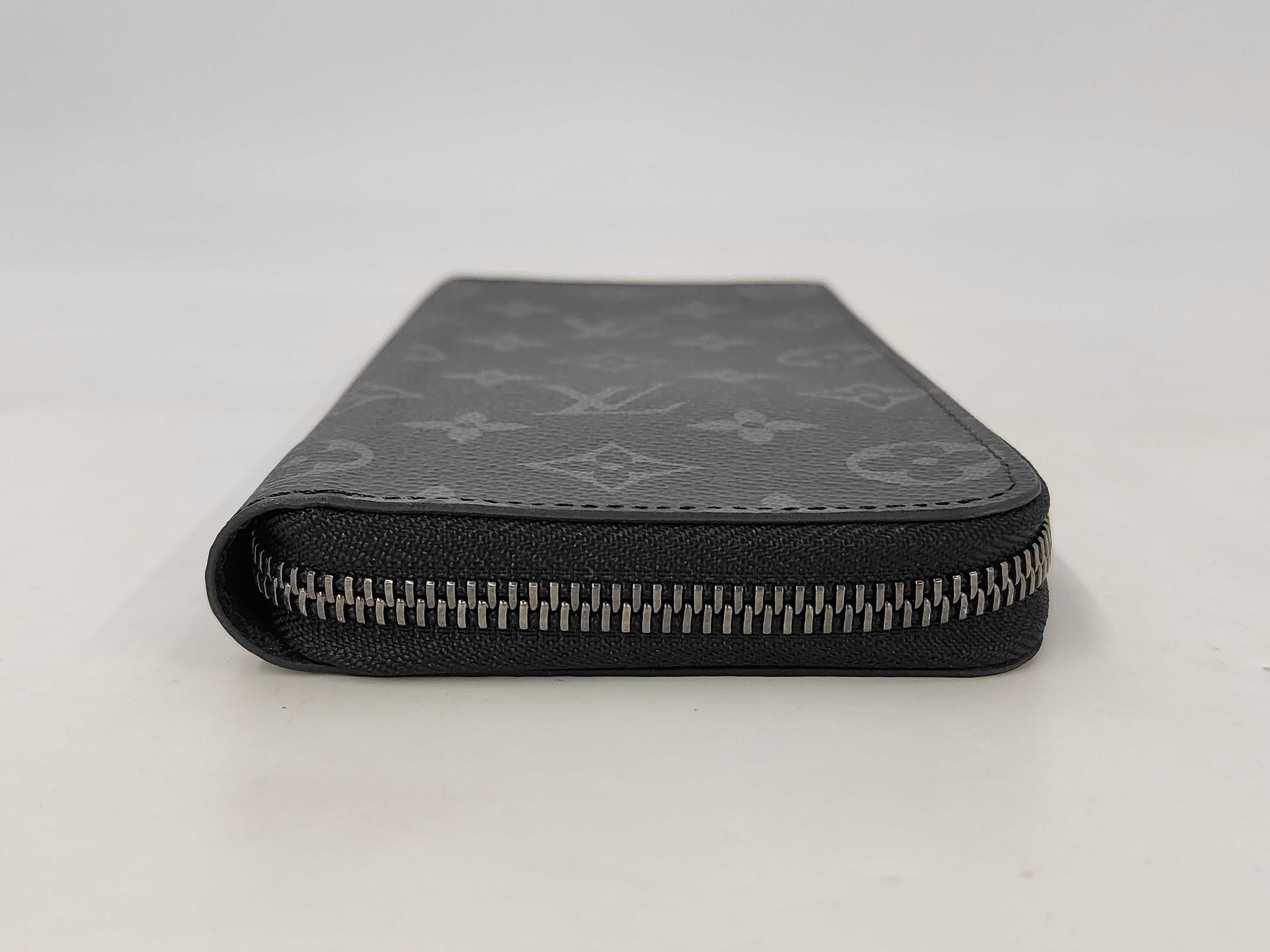 M62295 RFID verified Eclipse Zippy Wallet Vertical Bag — view 3