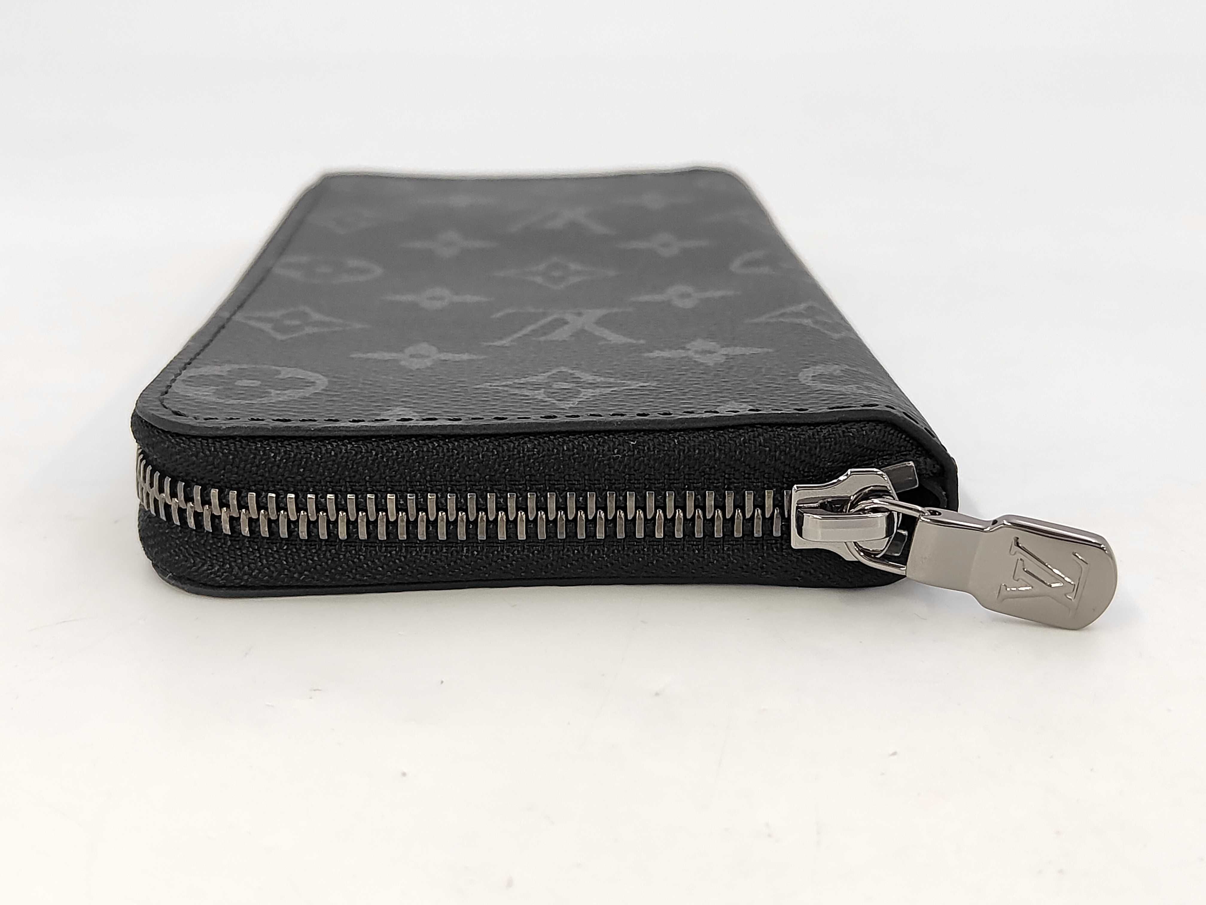 M62295 RFID verified Eclipse Zippy Wallet Vertical Bag — view 6