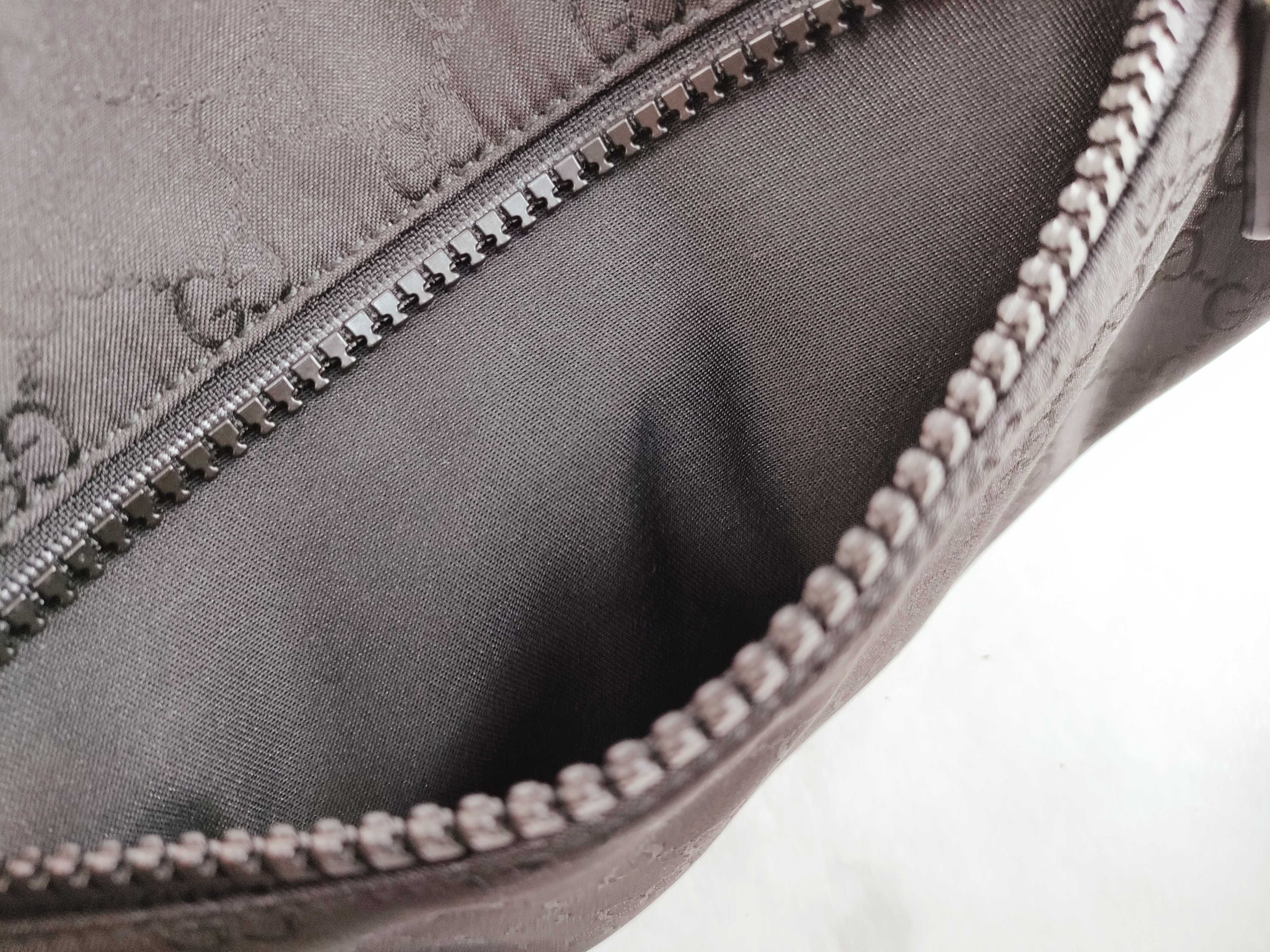 GG Canvas Gucci GG Nylon x Leather Body Bag Black 449182 Outlet Shoulder Bag — view 14