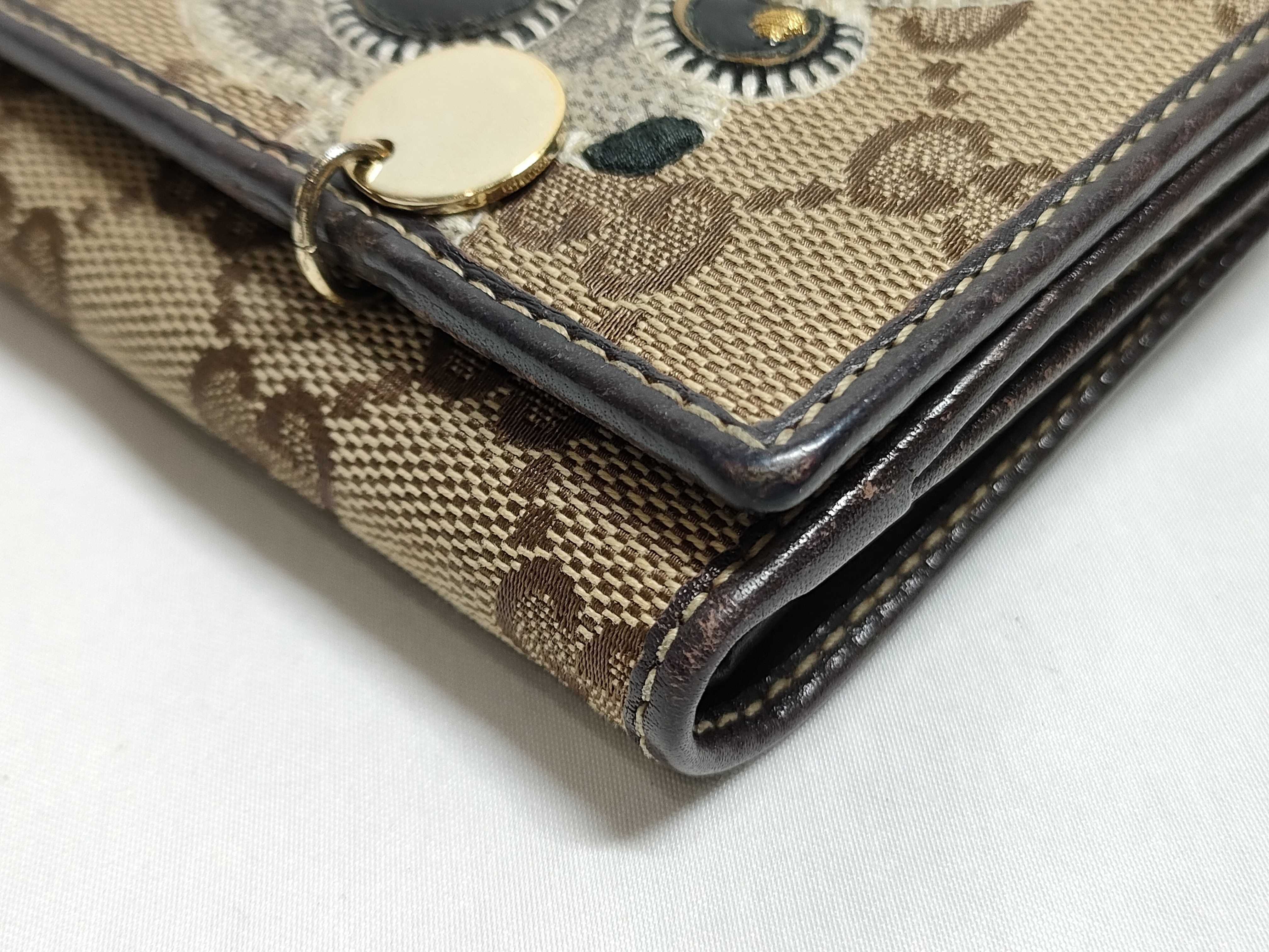 GG Canvas Folding Wallet — view 3