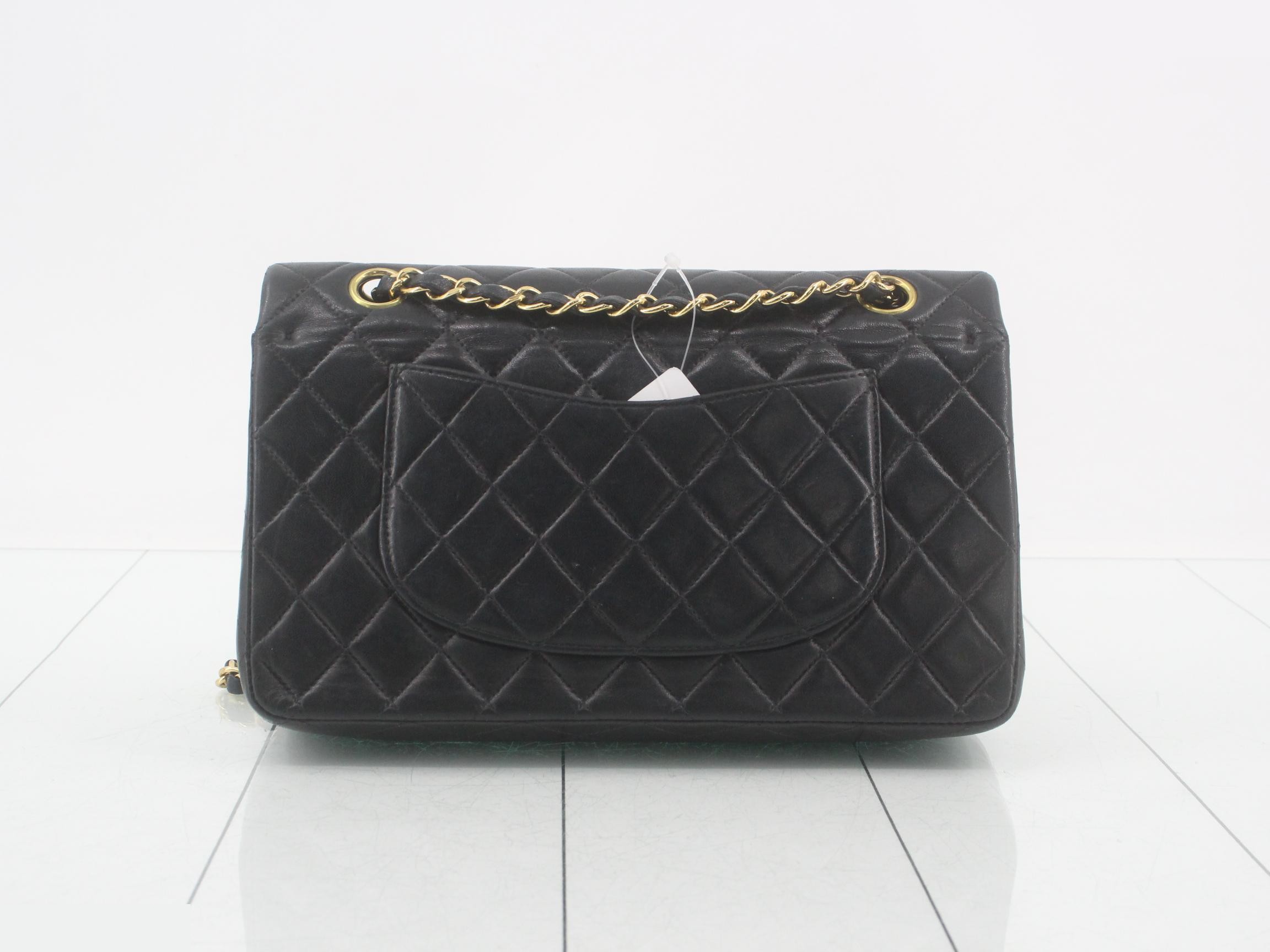 Matelassé 25 Double Chain Shoulder Bag, Double Flap, Lambskin, Black, Series 6, W25 — view 2