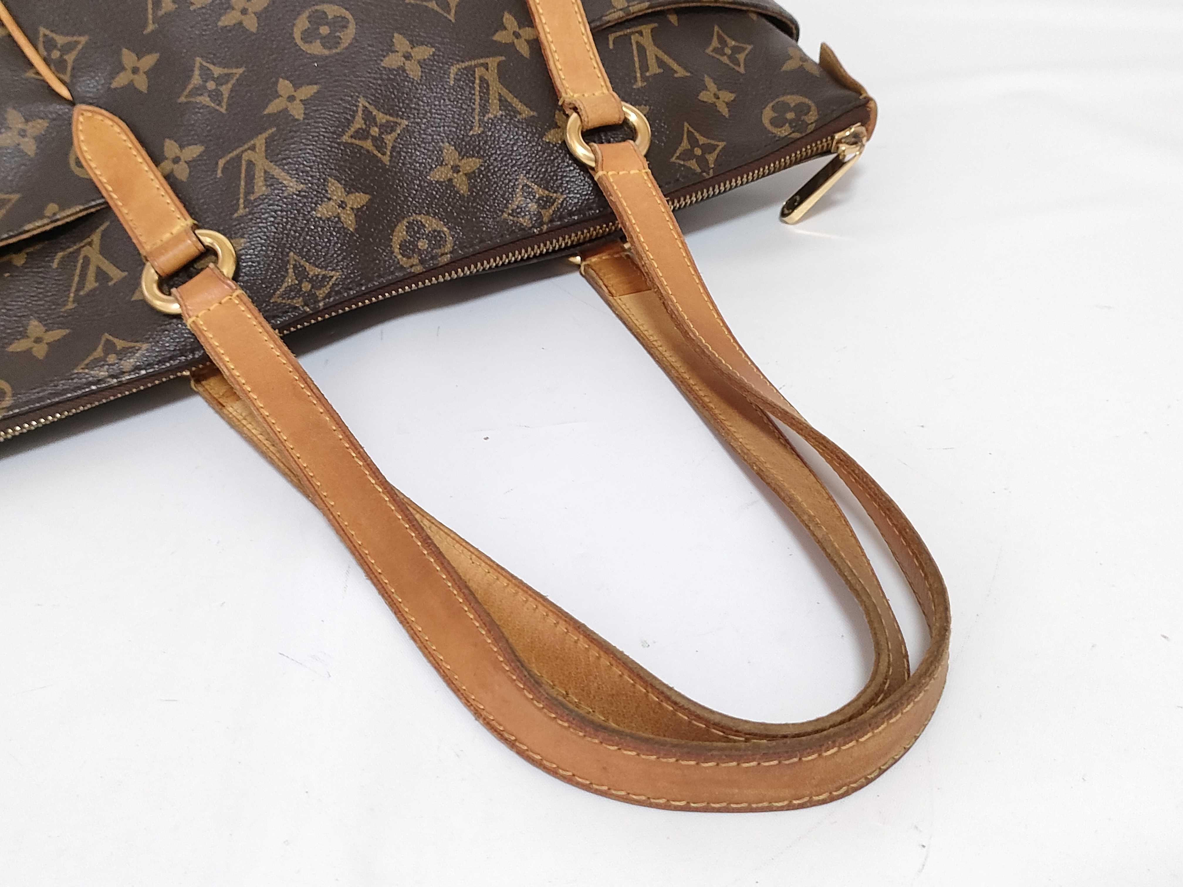 Monogram Louis Vuitton Totally PM Monogram Tote Bag — view 3