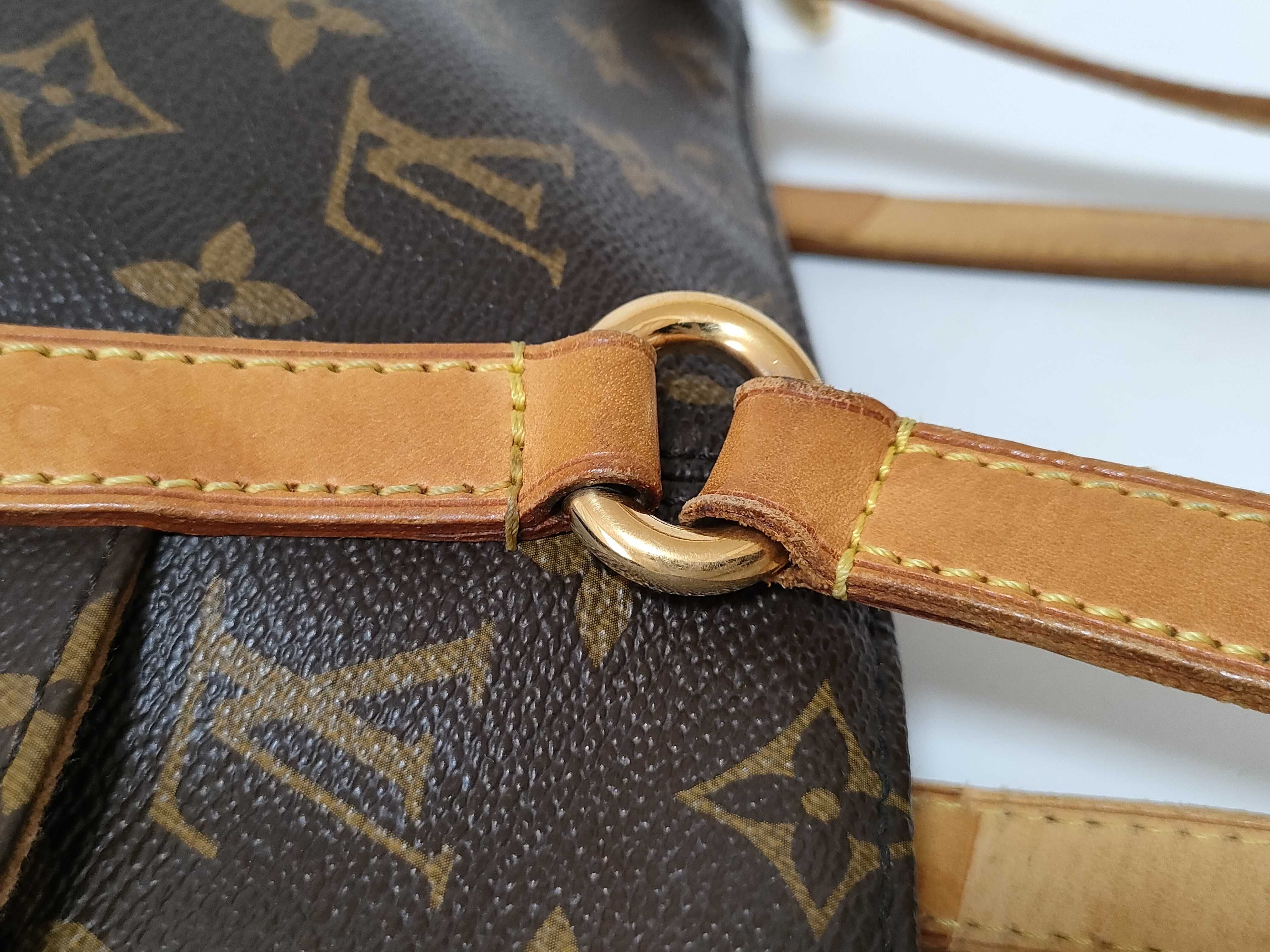 Monogram Louis Vuitton Totally PM Monogram Tote Bag — view 5