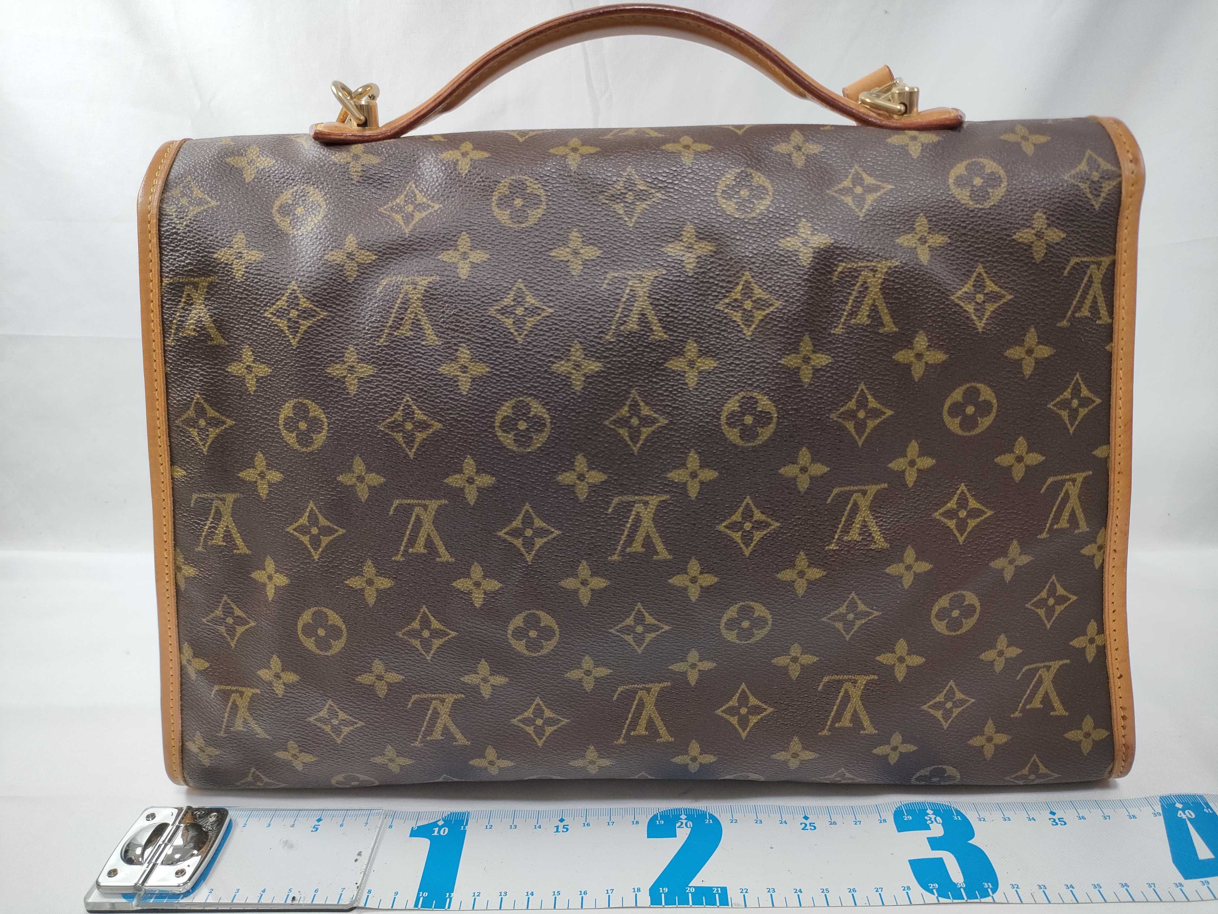 Monogram Louis Vuitton Monogram Beverly M51121 2-Way Shoulder Bag Handbag — view 2