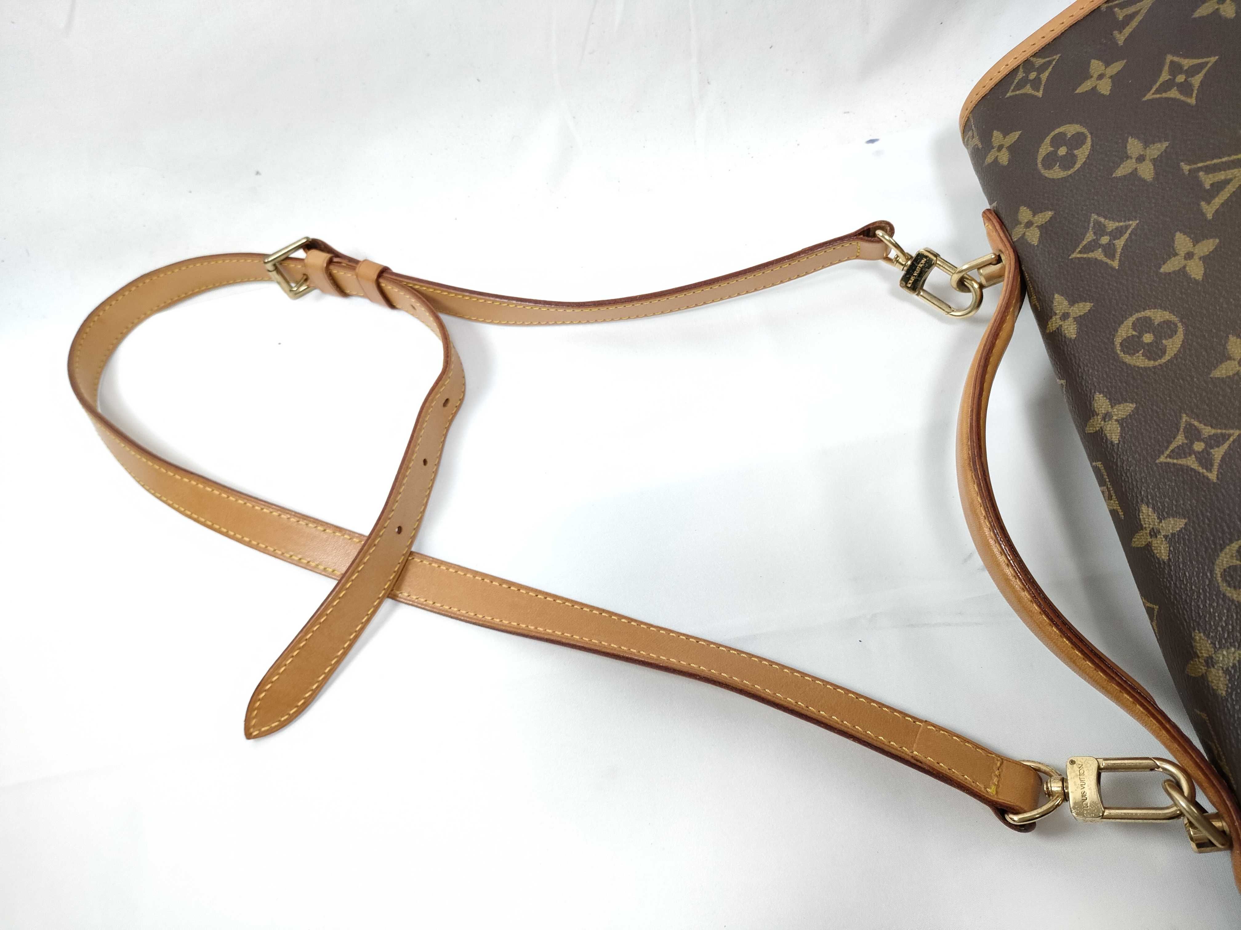 Monogram Louis Vuitton Monogram Beverly M51121 2-Way Shoulder Bag Handbag — view 4