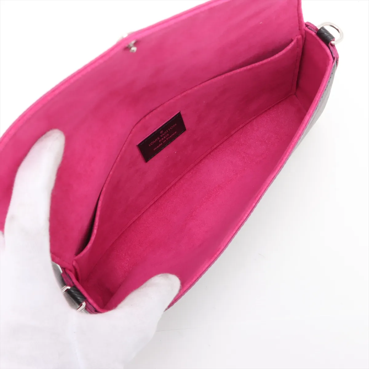 Epi Pochette Felicie M64579 TJ1158 Black x Pink (Strap not included) — view 5