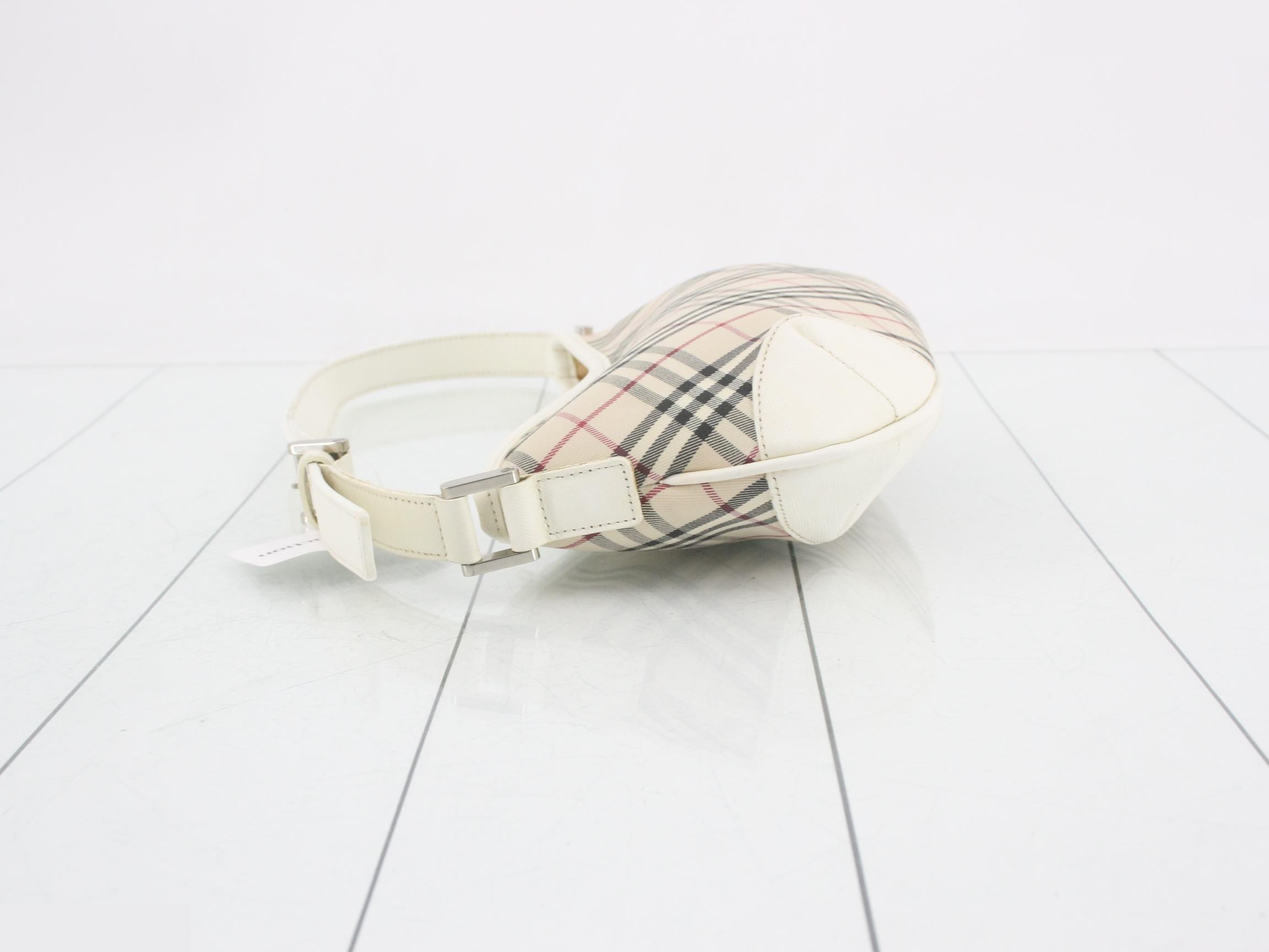 Nova Check Handbag Accessory Pouch White — view 4