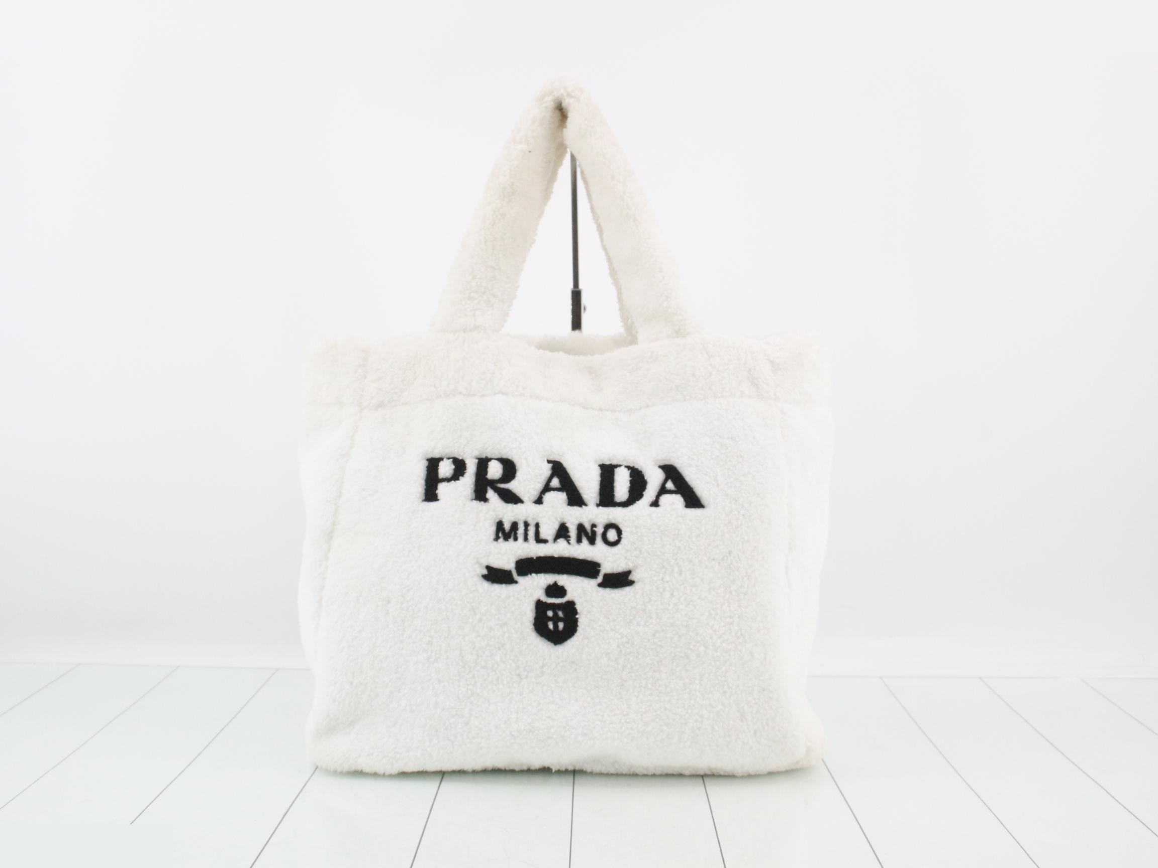 White tote bag