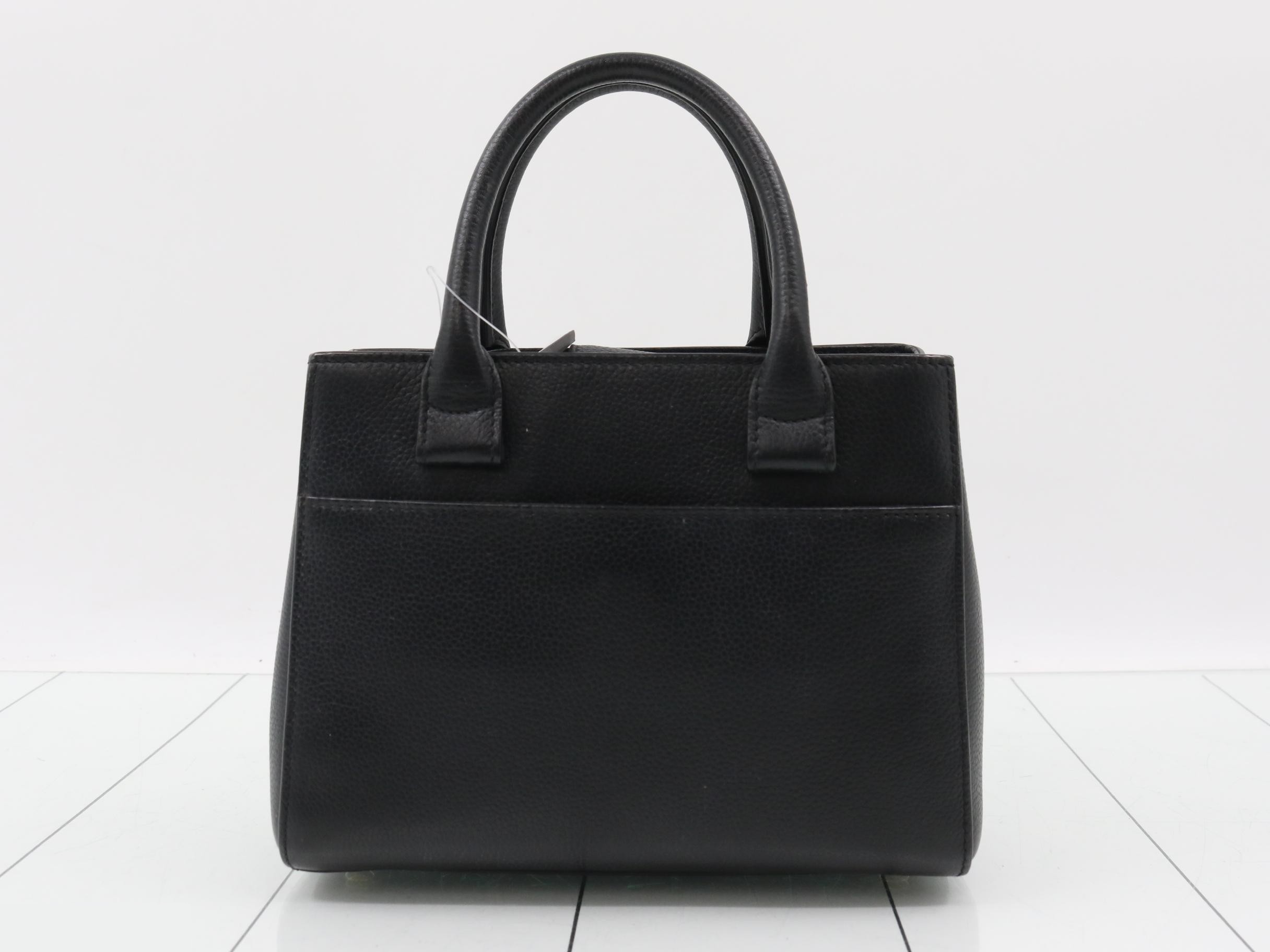 Messenger bag, caviar leather, 2-way, top handle shoulder bag — view 2