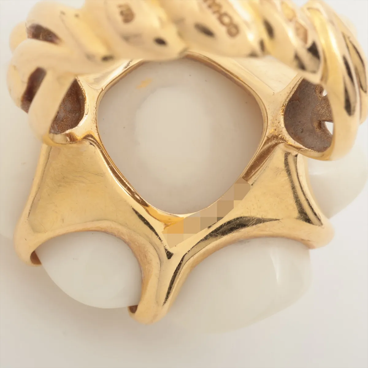 Camellia Chalcedony Ring, 750 (Yellow Gold), 14.8g, 602308. Stone back shows — view 3