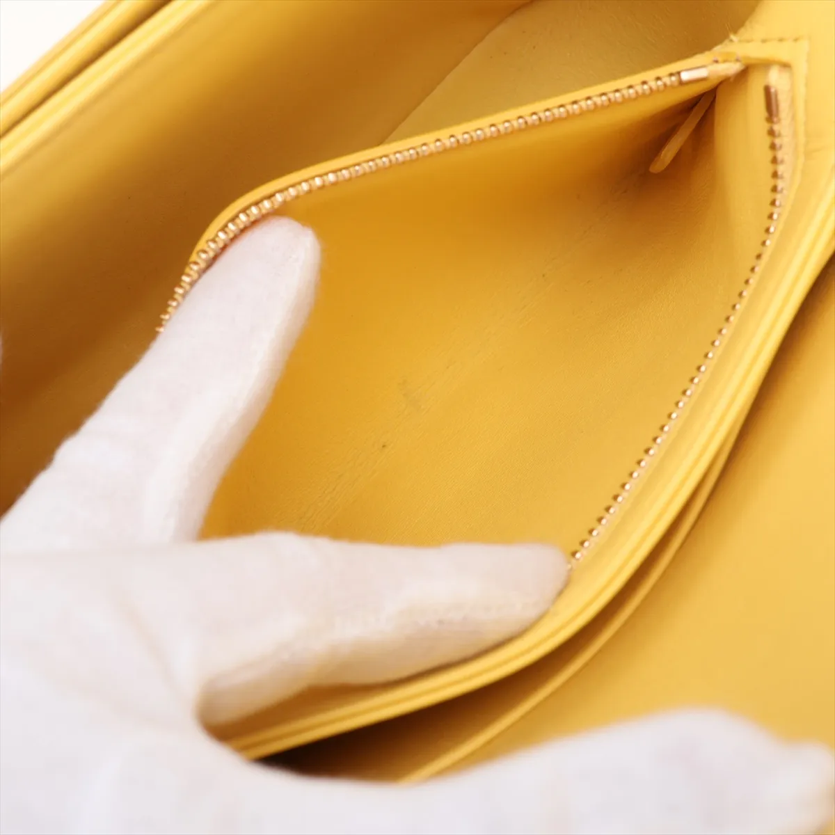 Triomphe Teen Leather Shoulder Bag, Yellow — view 9