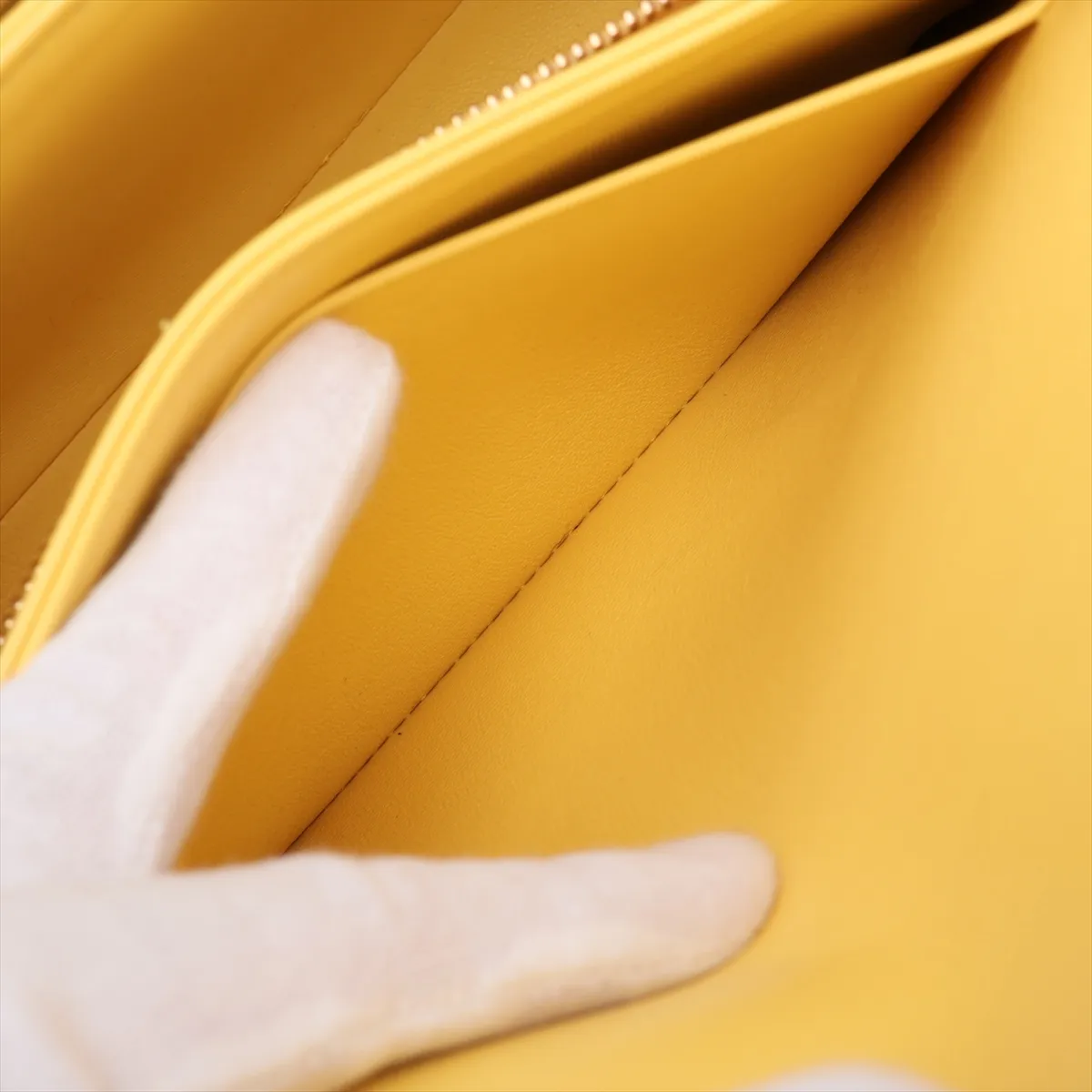 Triomphe Teen Leather Shoulder Bag, Yellow — view 10
