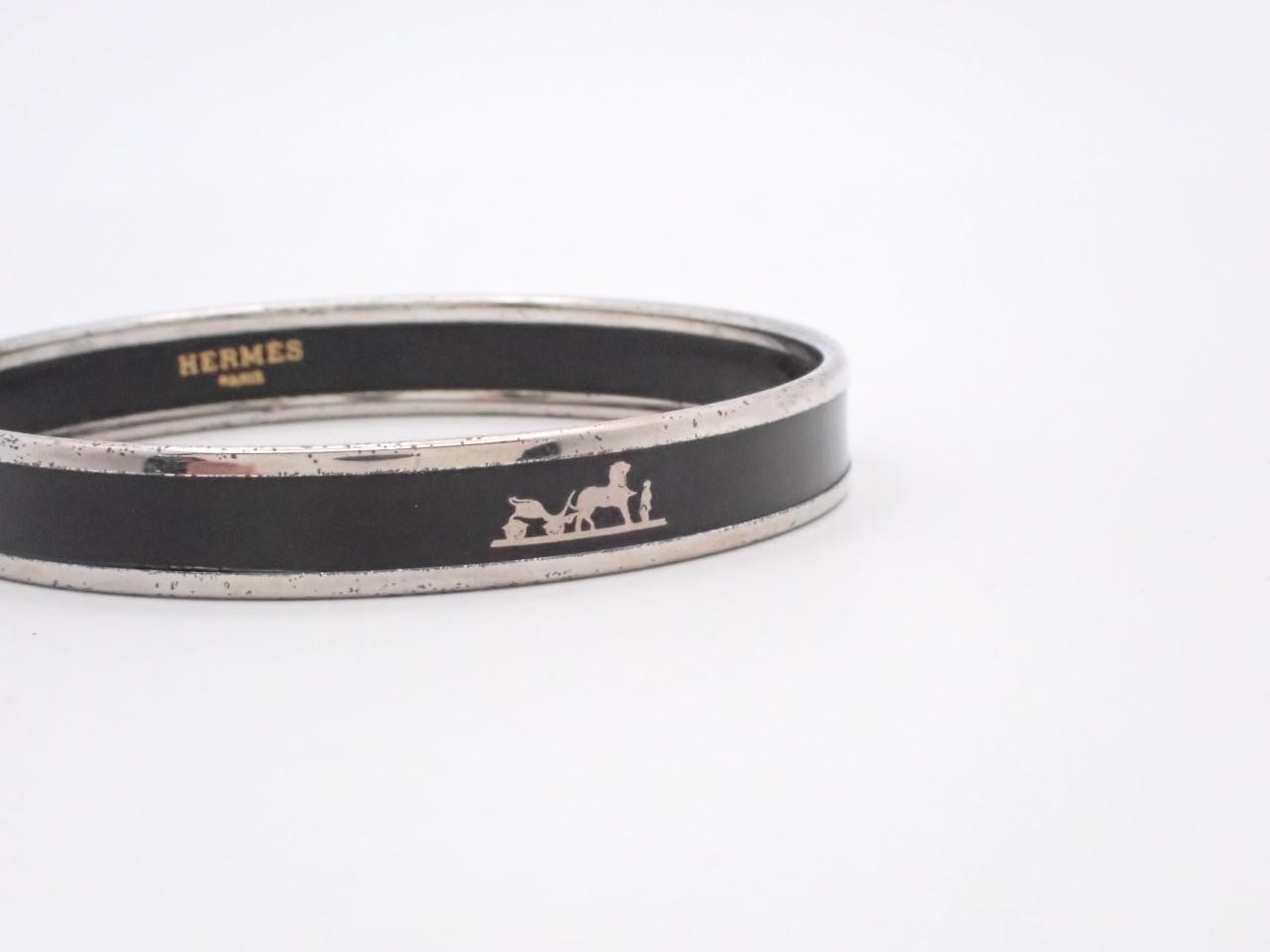 Bangle — view 3