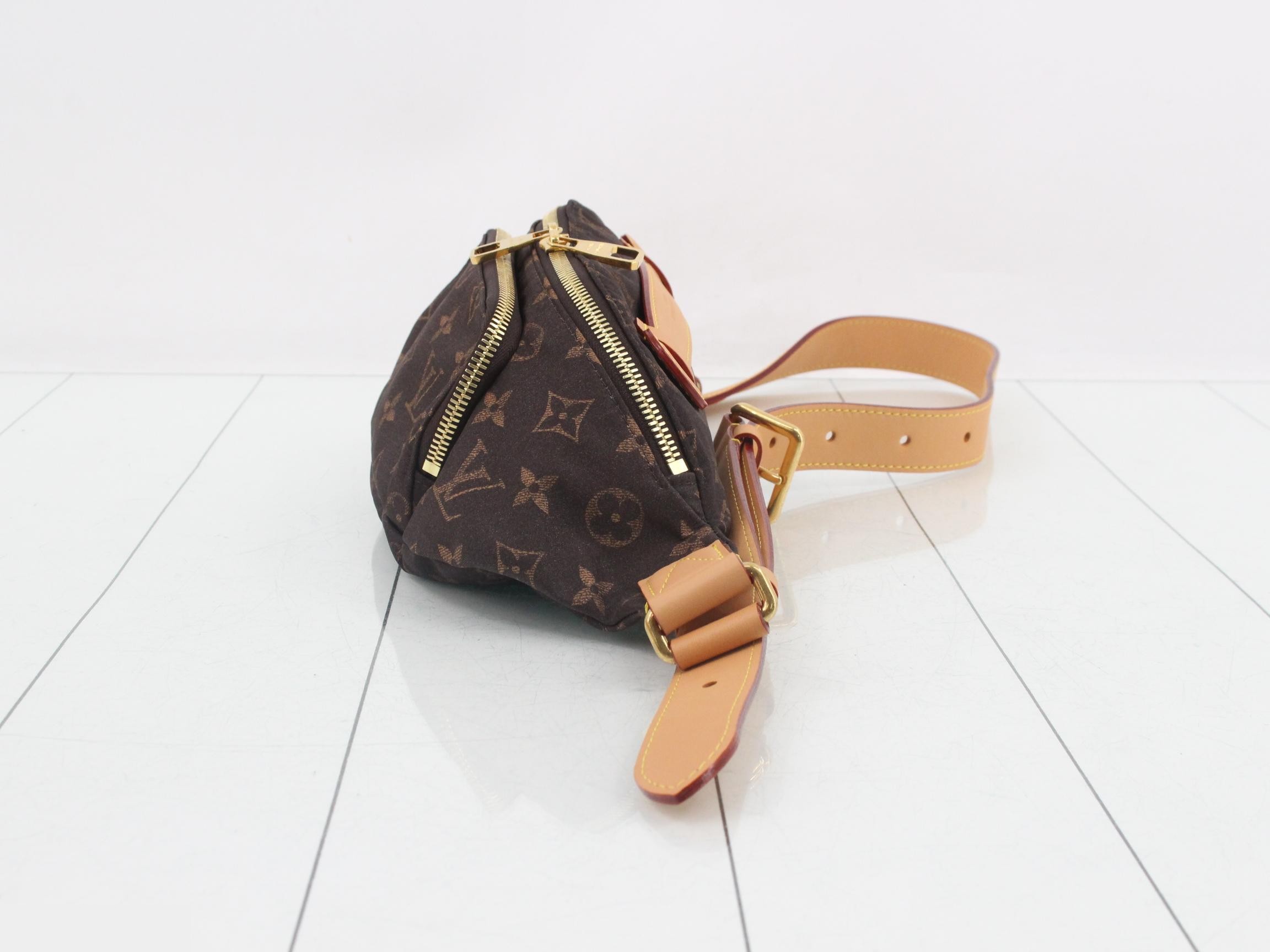 M2A452 Rush Bum Bag - Unused — view 3