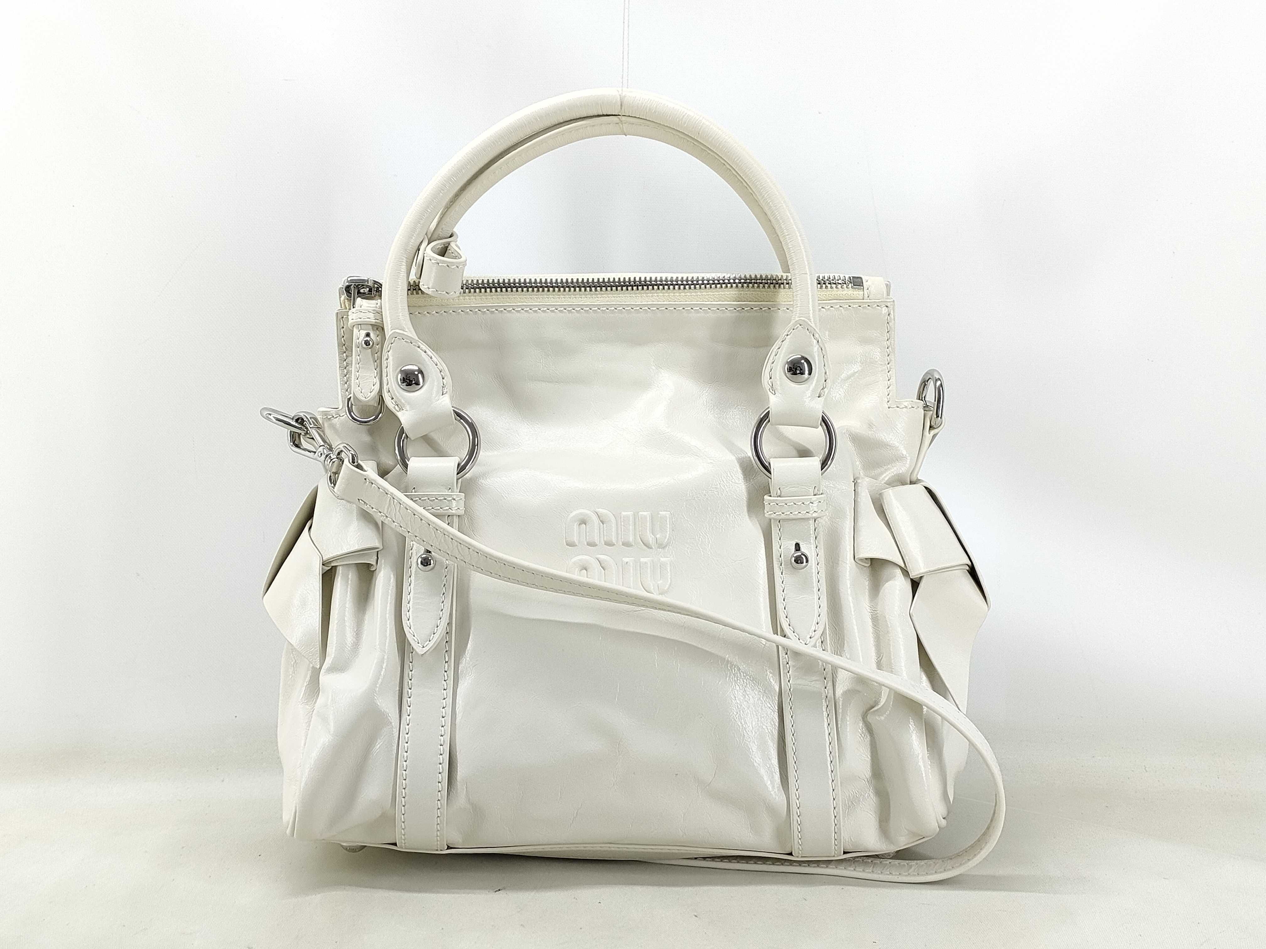 current model Vitello 2-way bag/handbag