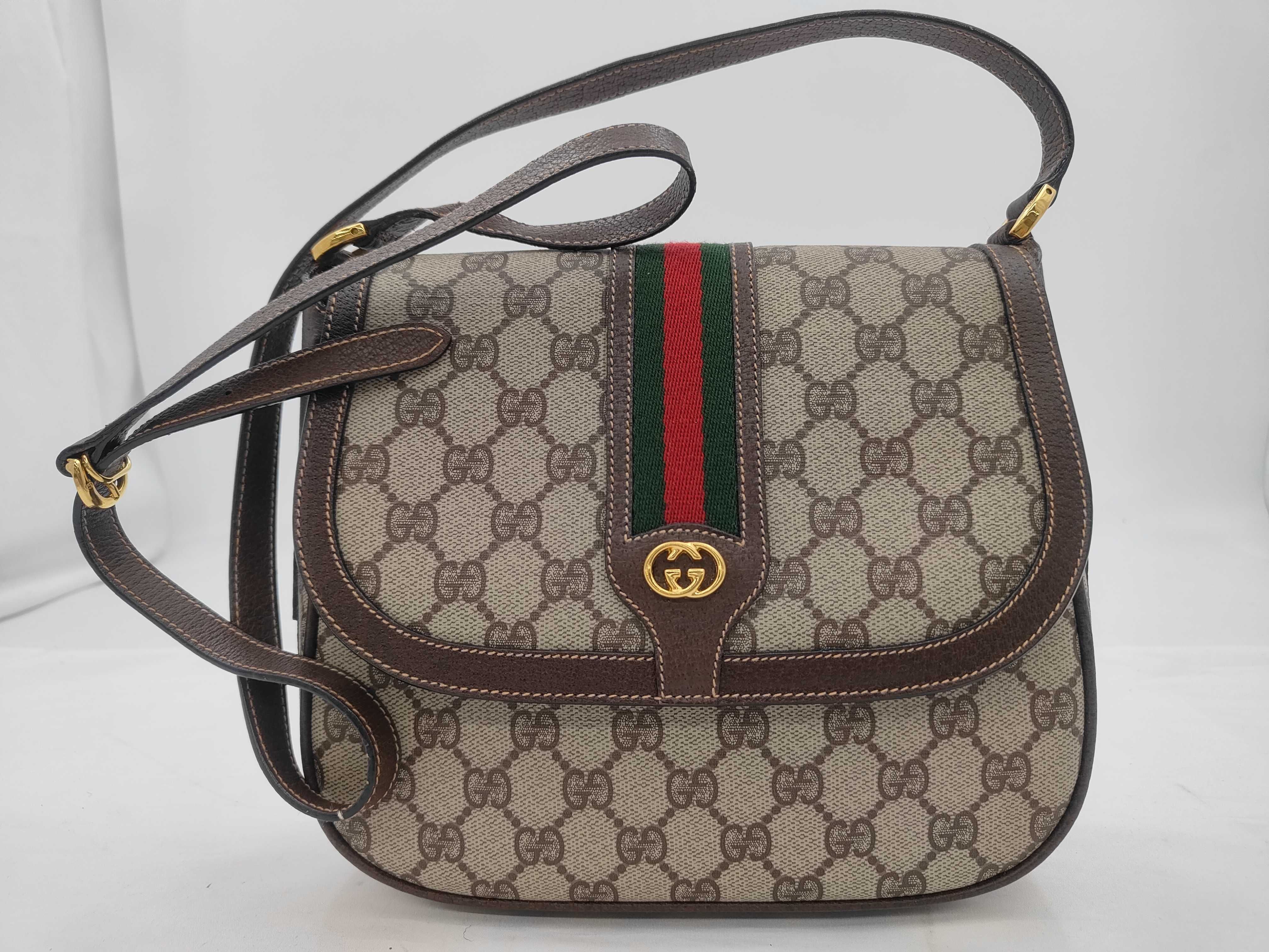 GG Supreme Old Shoulder Bag
