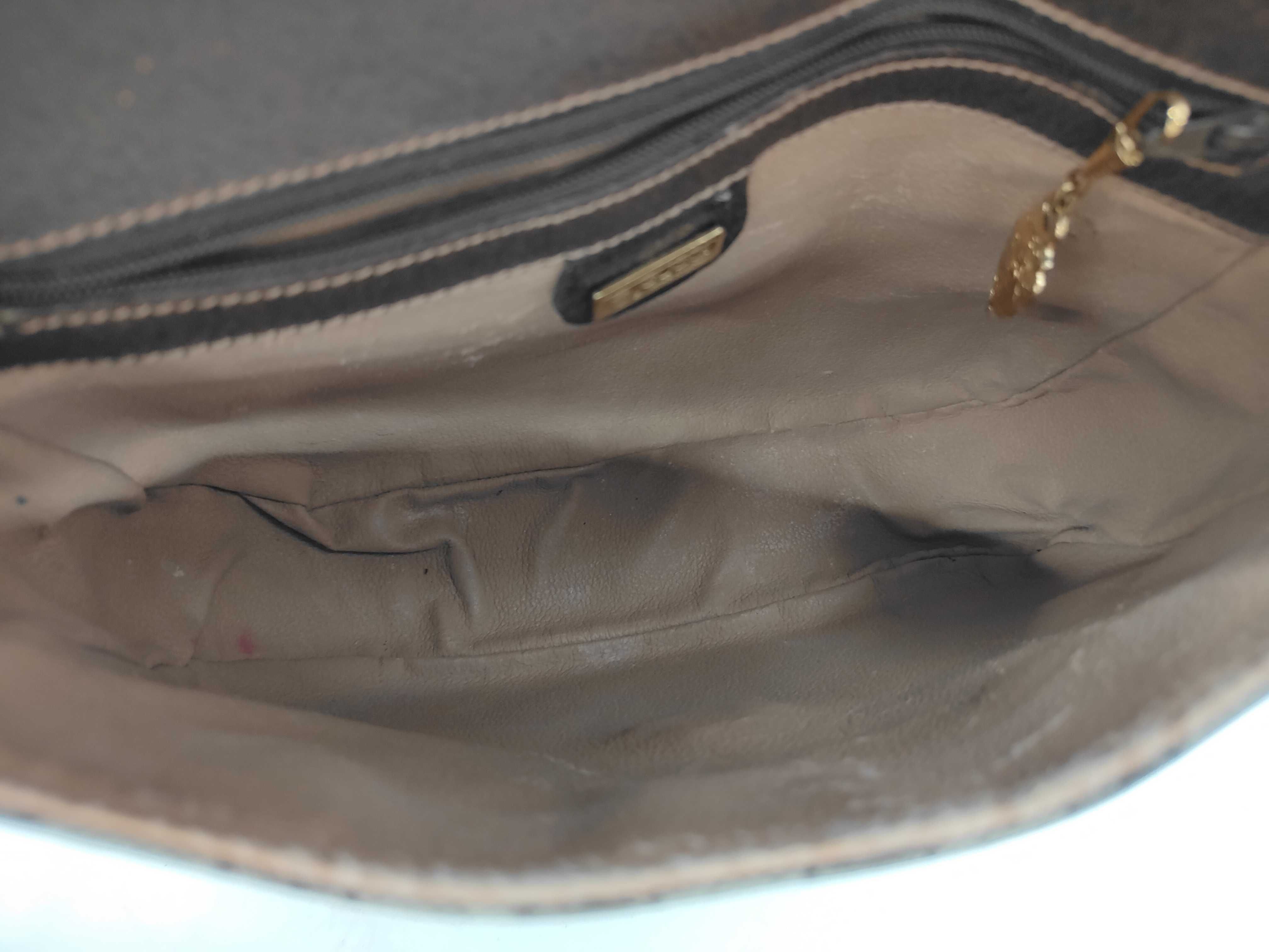 GG Supreme Old Shoulder Bag — view 8