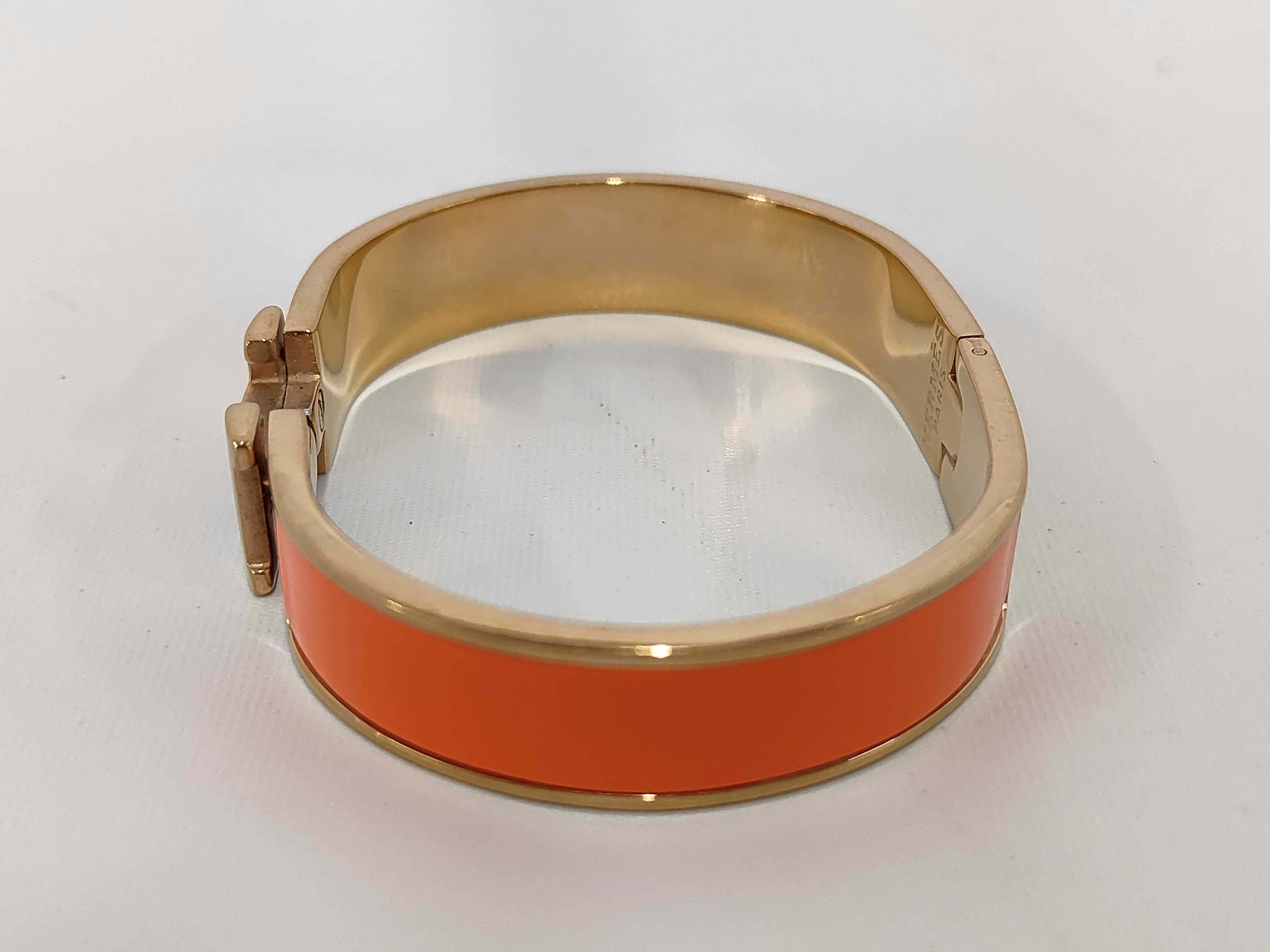 Click H Enamel Bracelet Bracelet/Bangle — view 2