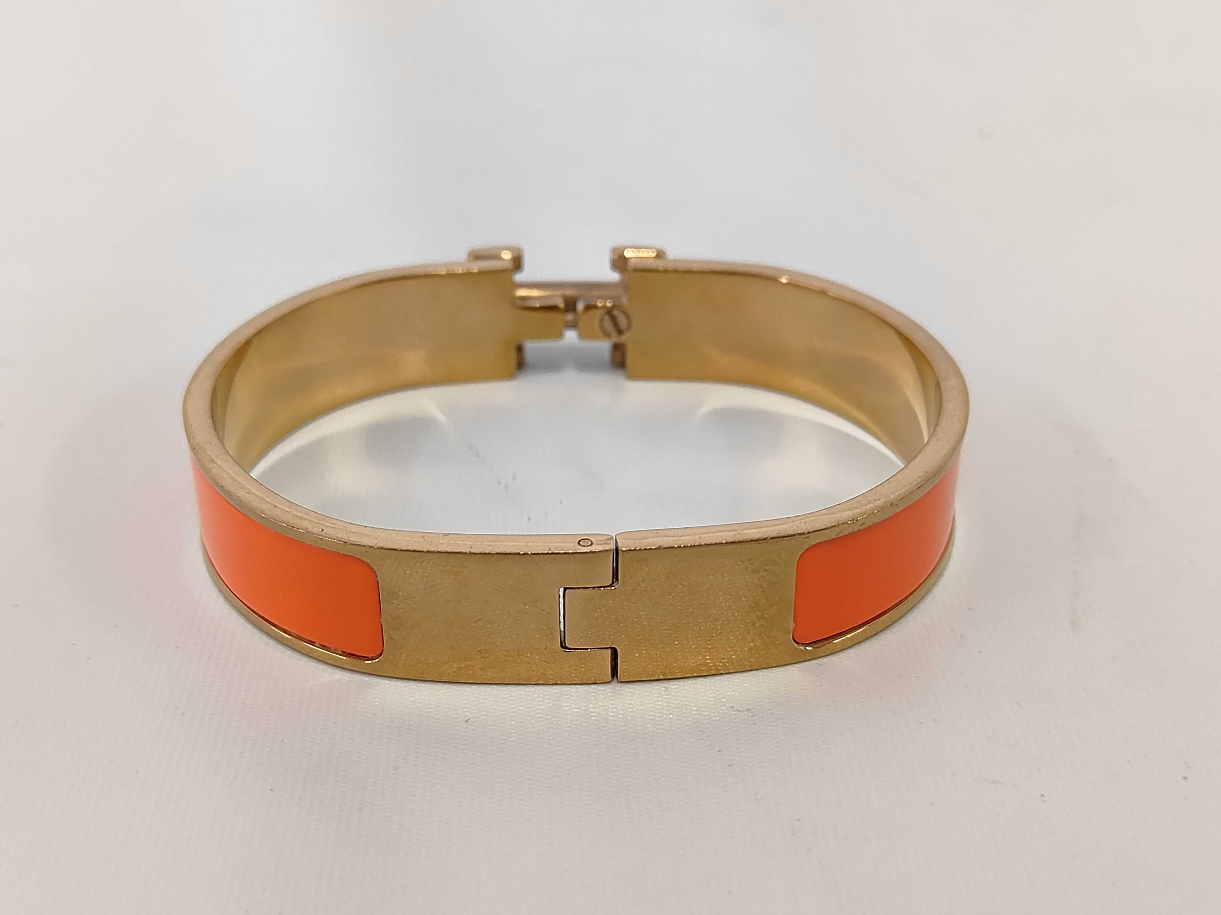 Click H Enamel Bracelet Bracelet/Bangle — view 3