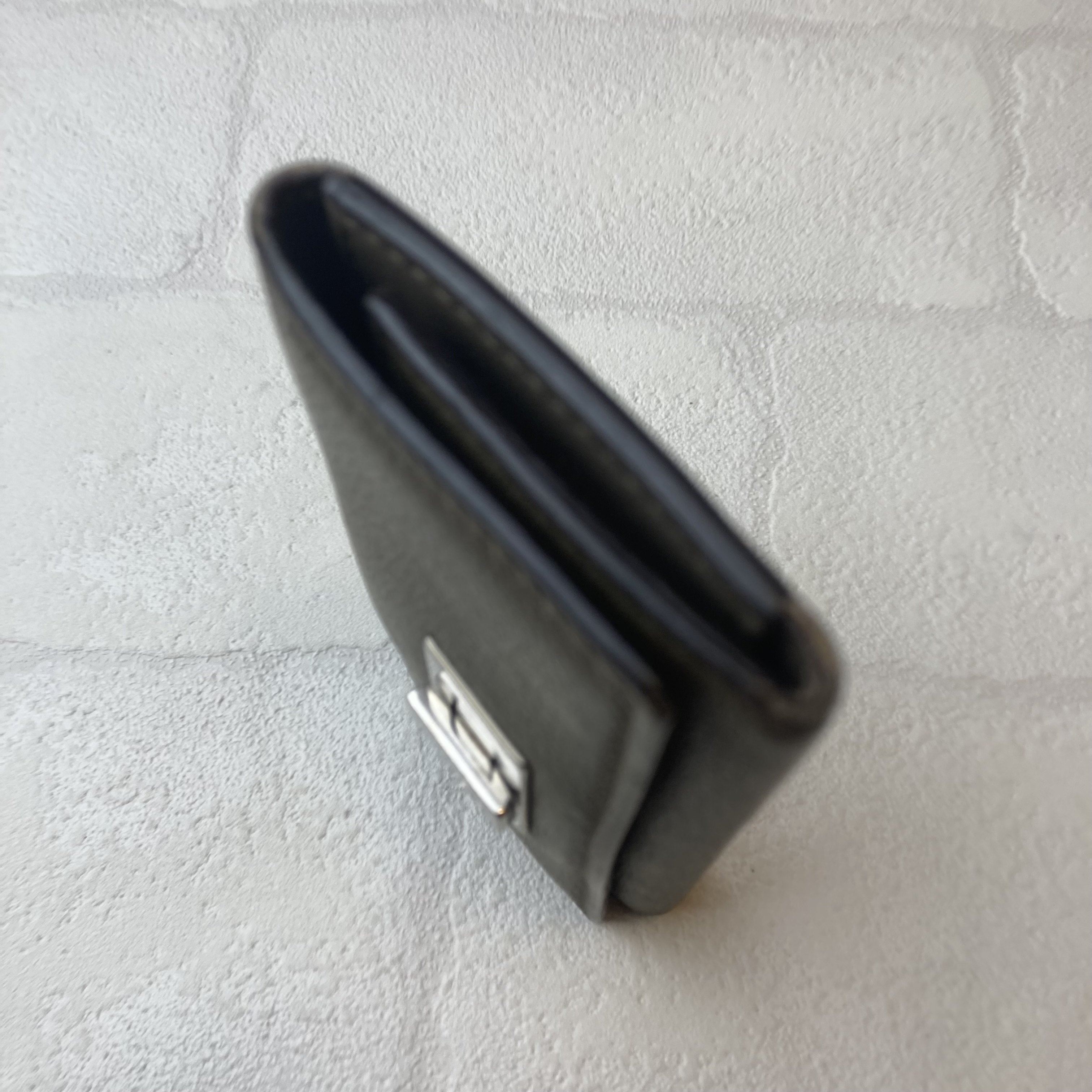 PEEKABOO Leather 6-Key Case — view 15