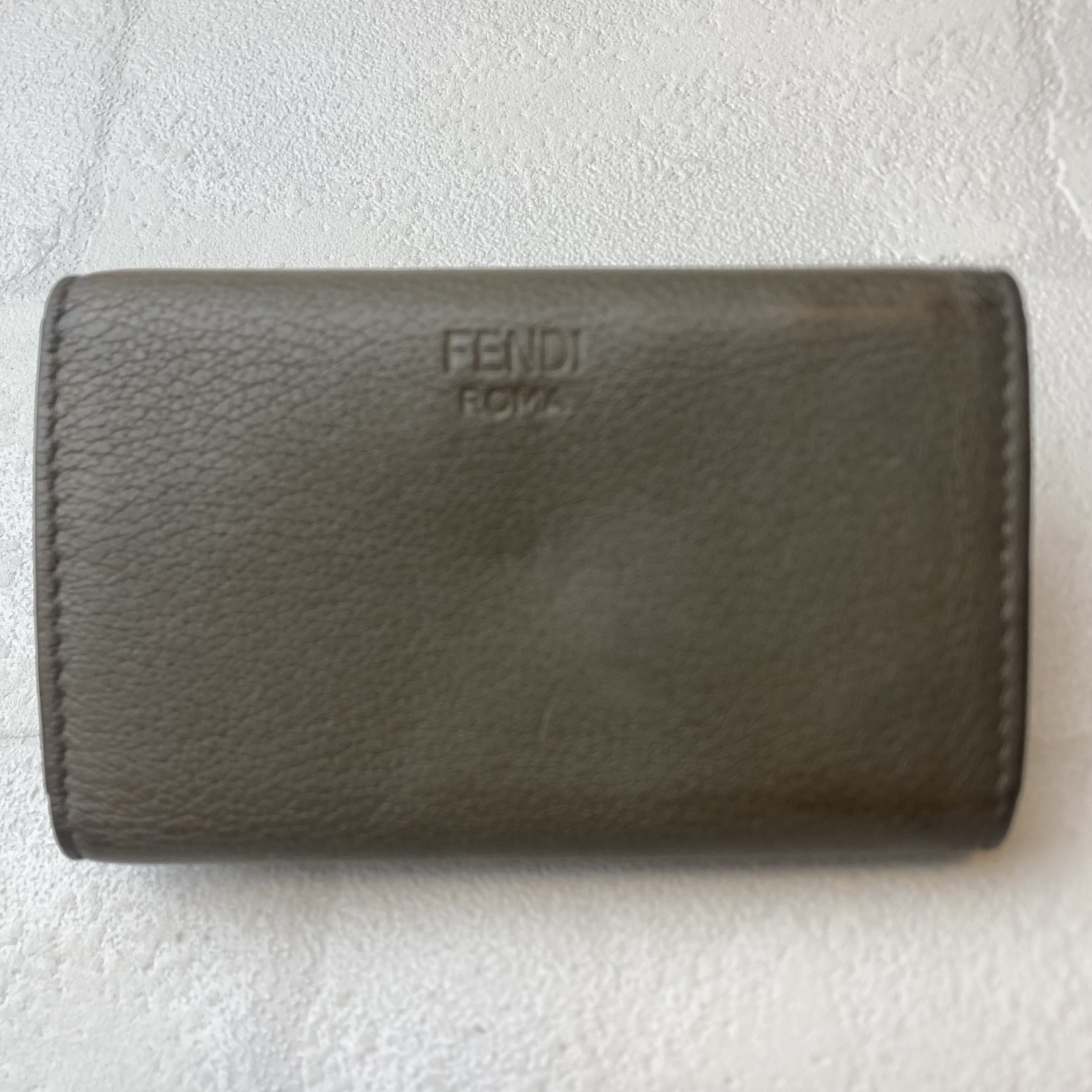 PEEKABOO Leather 6-Key Case — view 3