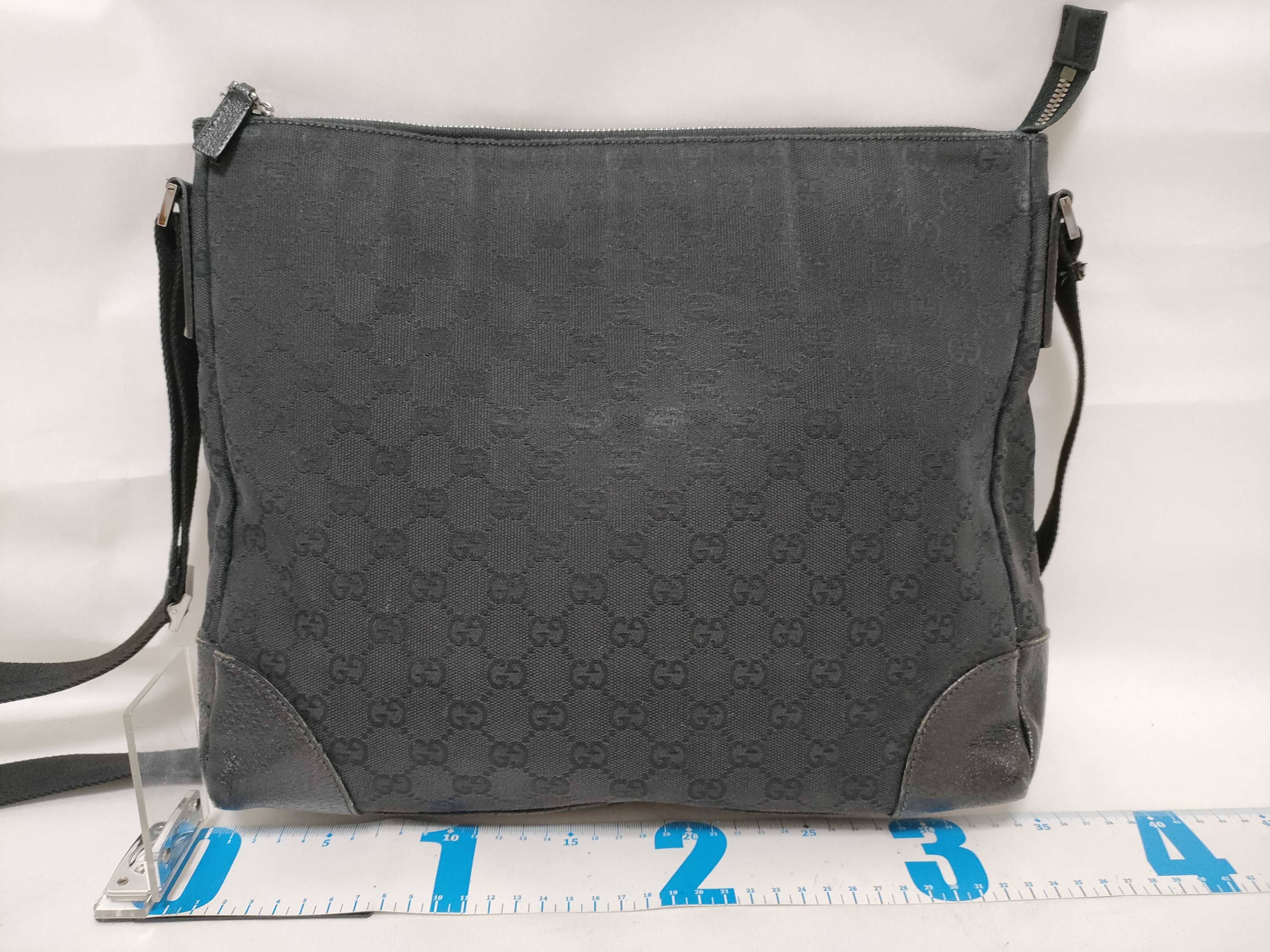 GG Canvas Shoulder Bag (Black, 110054) — view 2