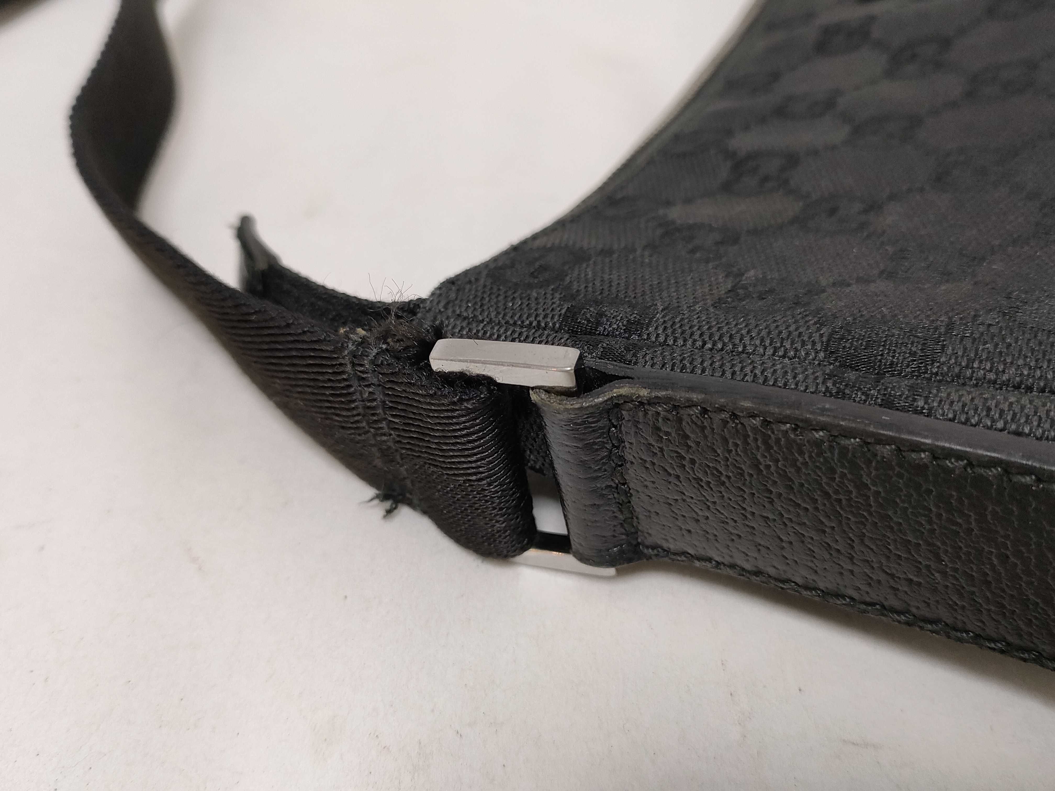GG Canvas Shoulder Bag (Black, 110054) — view 5