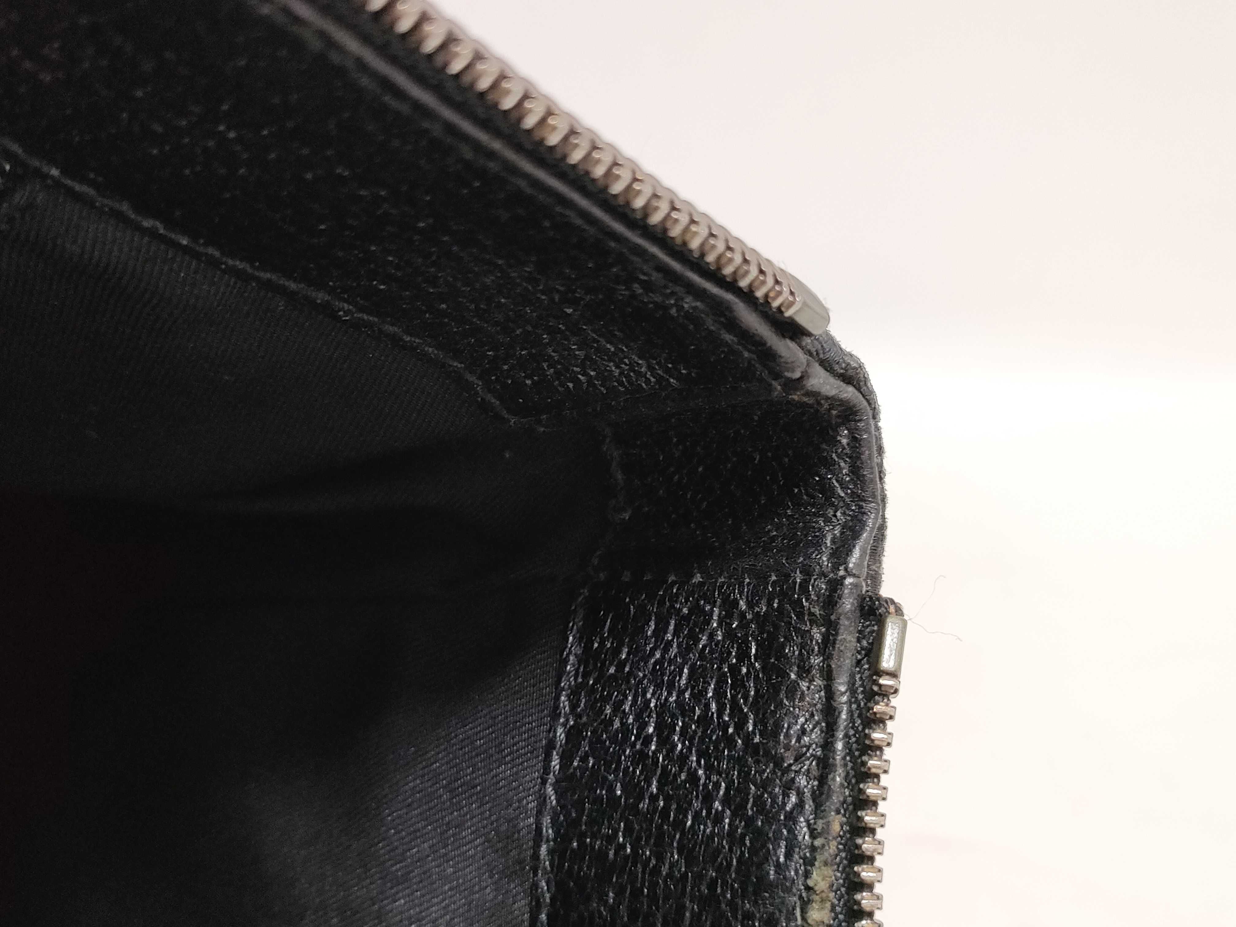 GG Canvas Shoulder Bag (Black, 110054) — view 9